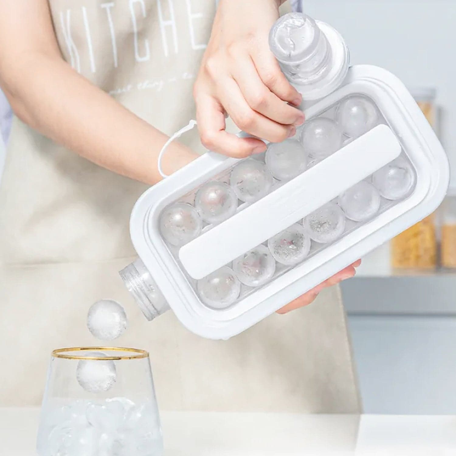 Foldable Ice Tray with Lid, 2-in-1 Ice Ball Maker thumbnail 3