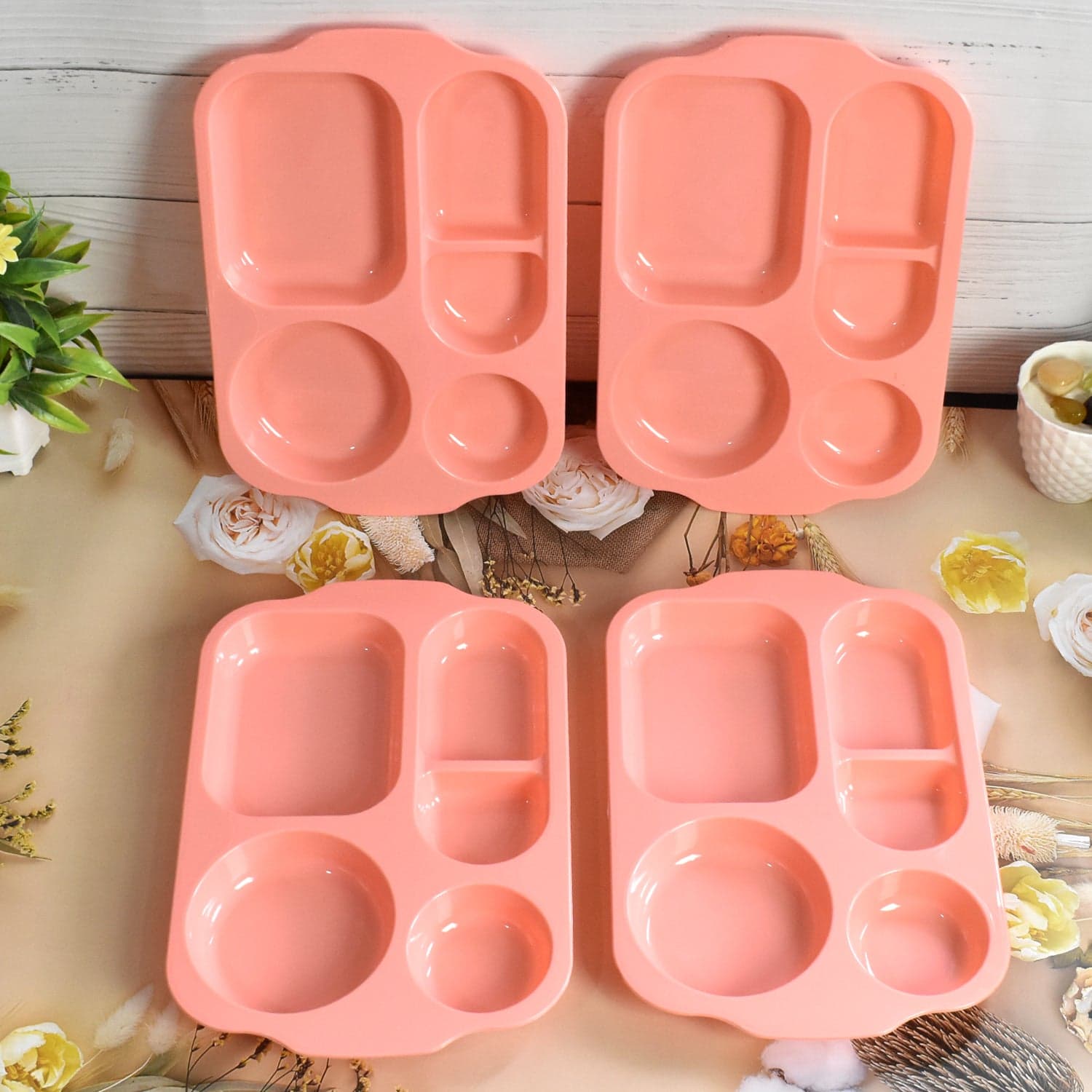 Unbreakable Plastic Food Plates / Biodegradable 5 Compartment Square Plate for Food thumbnail 1
