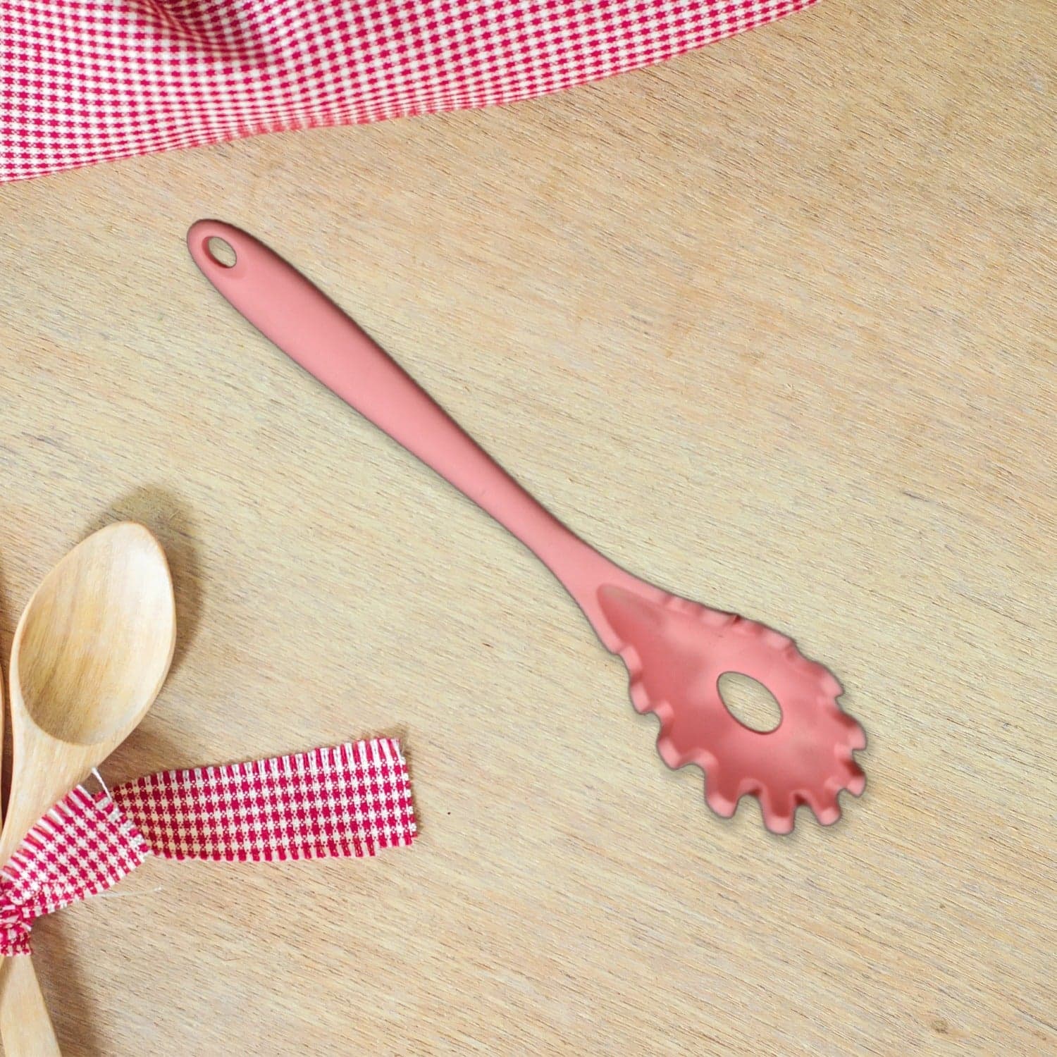 Silicone Pasta Fork Spaghetti Strainer, Non-Slip Heat Resistant thumbnail 1