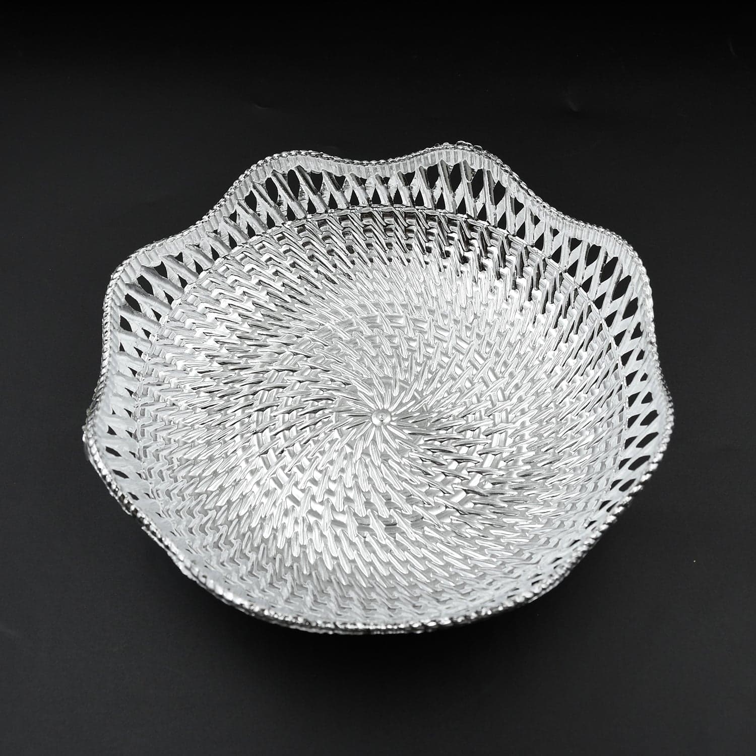 Round Traditional Multipurpose Mukhwas Serving Tray of Decorative Platters (1 Pc) thumbnail 5