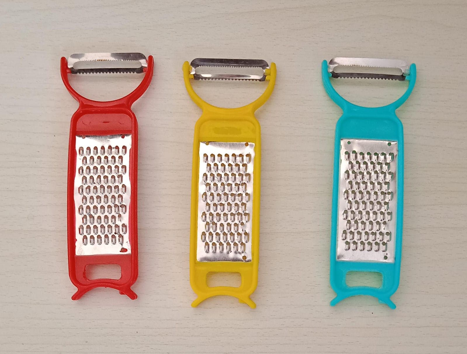 Kitchen 3 In 1 Multi Purpose Vegetable Peeler Grater Cutter thumbnail 8