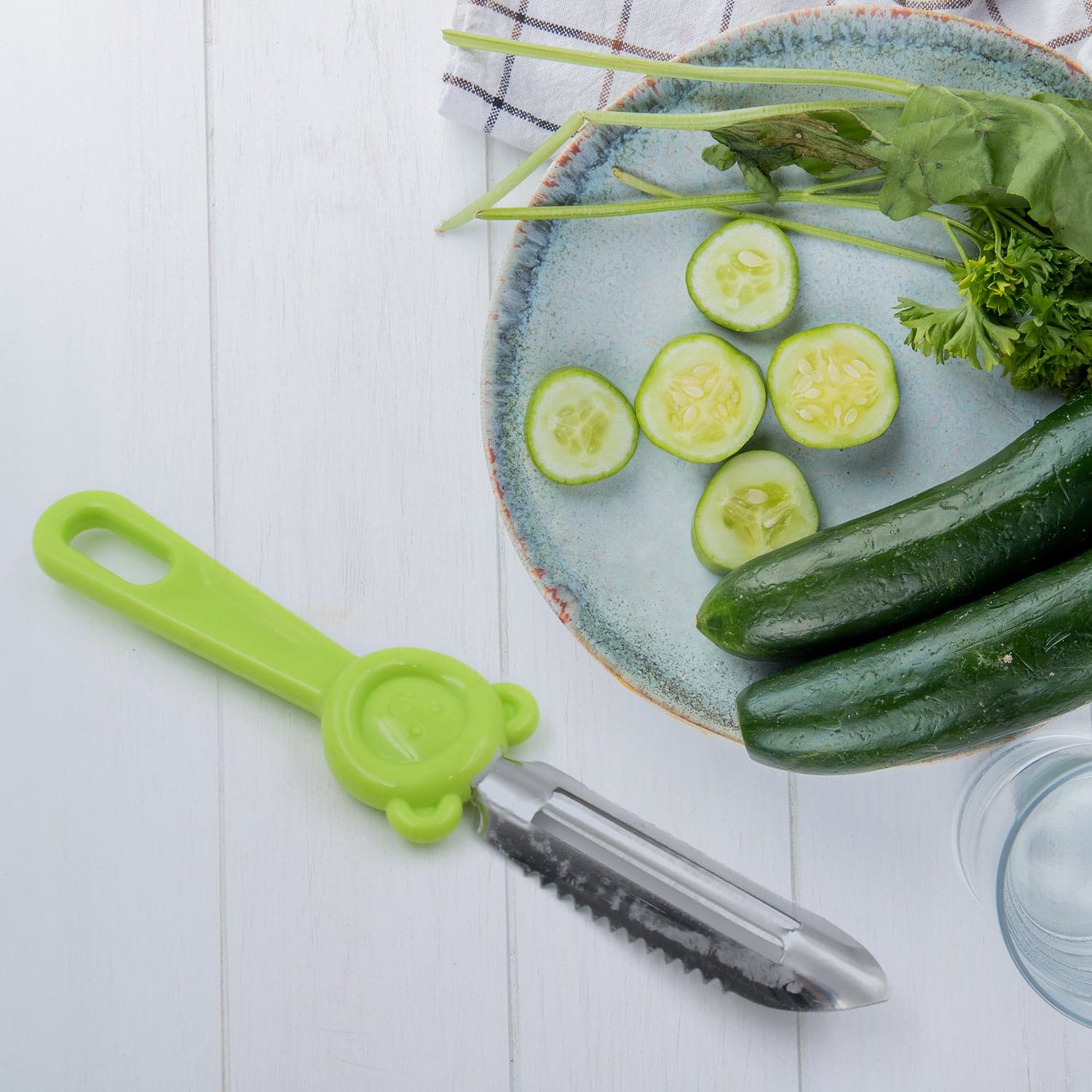 Multi-Purpose Stainless Steel Peeler With Handle For Vegetables thumbnail 6