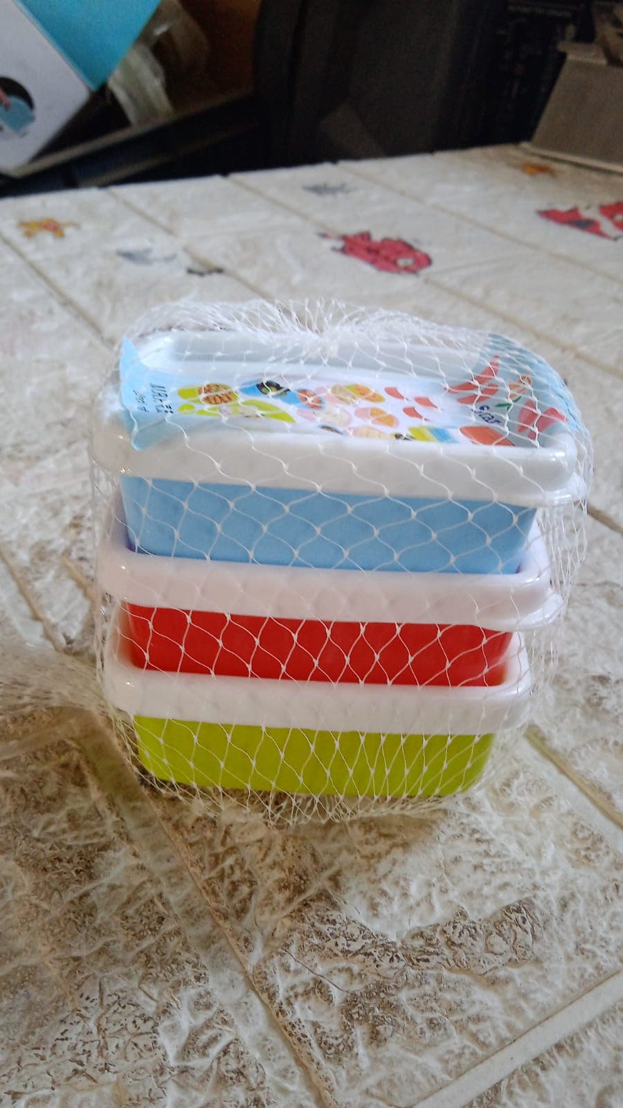3-Piece Multicolor Airtight Container Set of Rectangular Food & Fridge Storage thumbnail 7