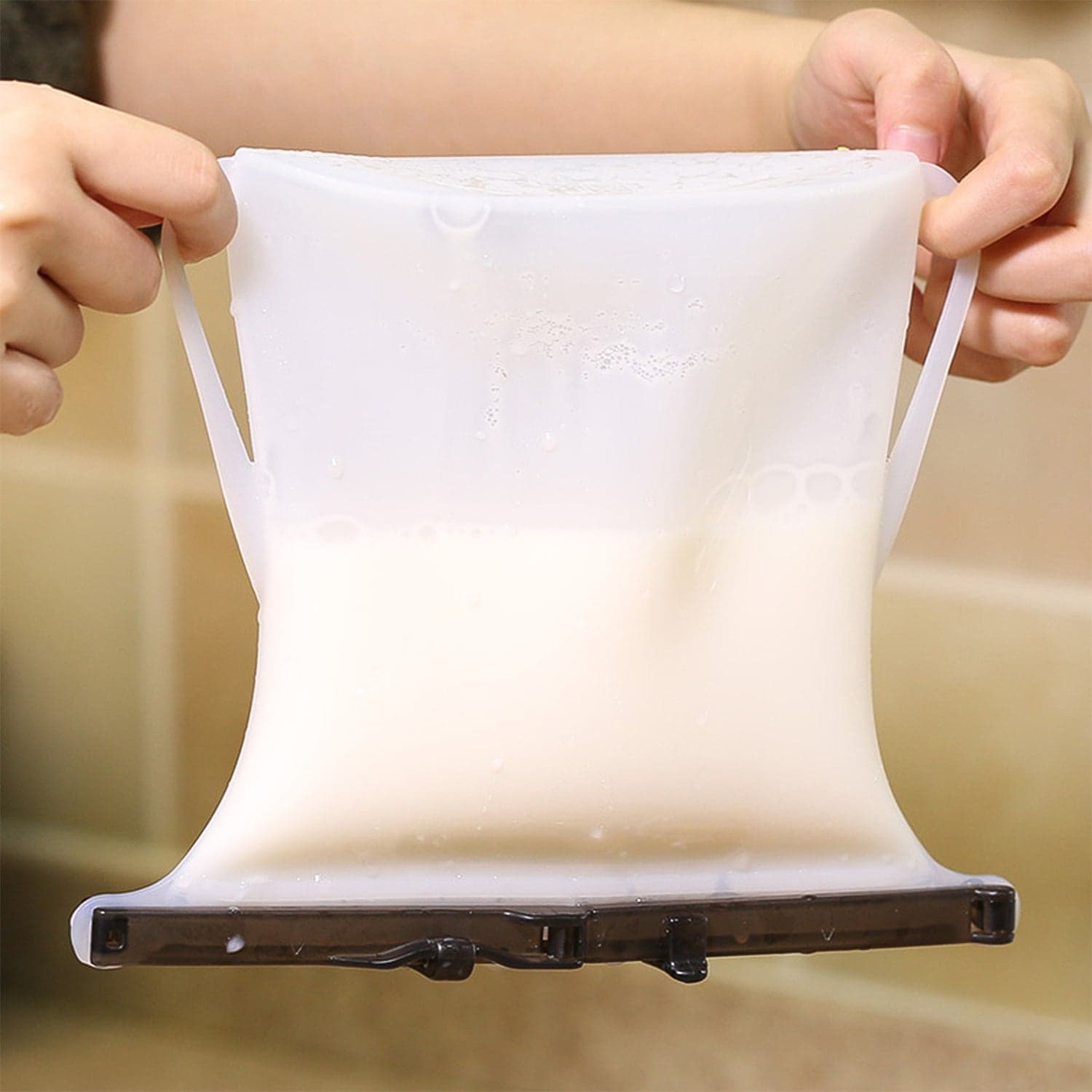 Reusable Silicone Food Storage Bag Of Leakproof, Flat Bottom, Freezer & Microwave Safe, Bpa-Free Snack & Sandwich Bag (1 Pc) thumbnail 8