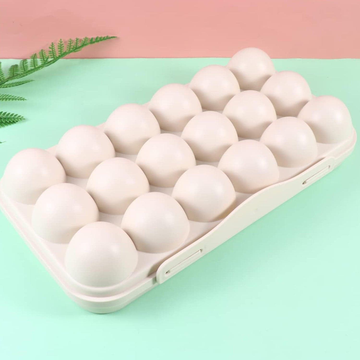 18 Grid Egg Holder Storage thumbnail 7