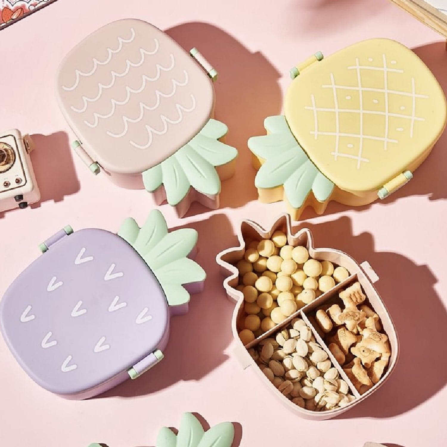 Kids Lunch Box Cute Pineapple Shaped Bento Box with Fork Spoon Snack Container Microwave Portable Office Lunch Box (1 Pc / With Spoon & Fork) thumbnail 1