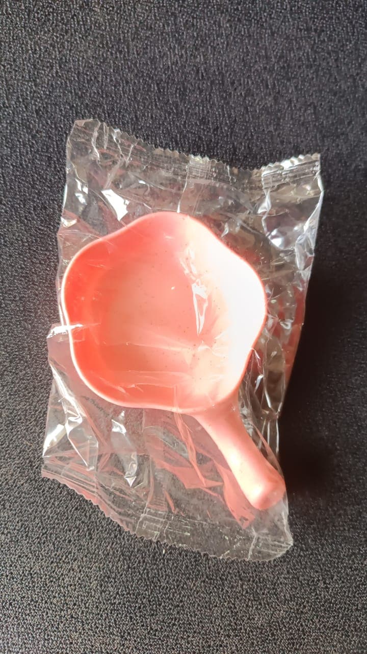 Mini Flower Shaped Sauce Dish With Handle thumbnail 6