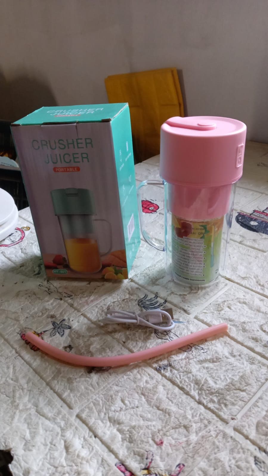 2 In1 Portable Crusher Juicer With Handle & Straw For Smoothie Sipper Usb Rechargeable (340 Ml) 6 Stainless Steel Blades Compact Juicer Mixer thumbnail 10