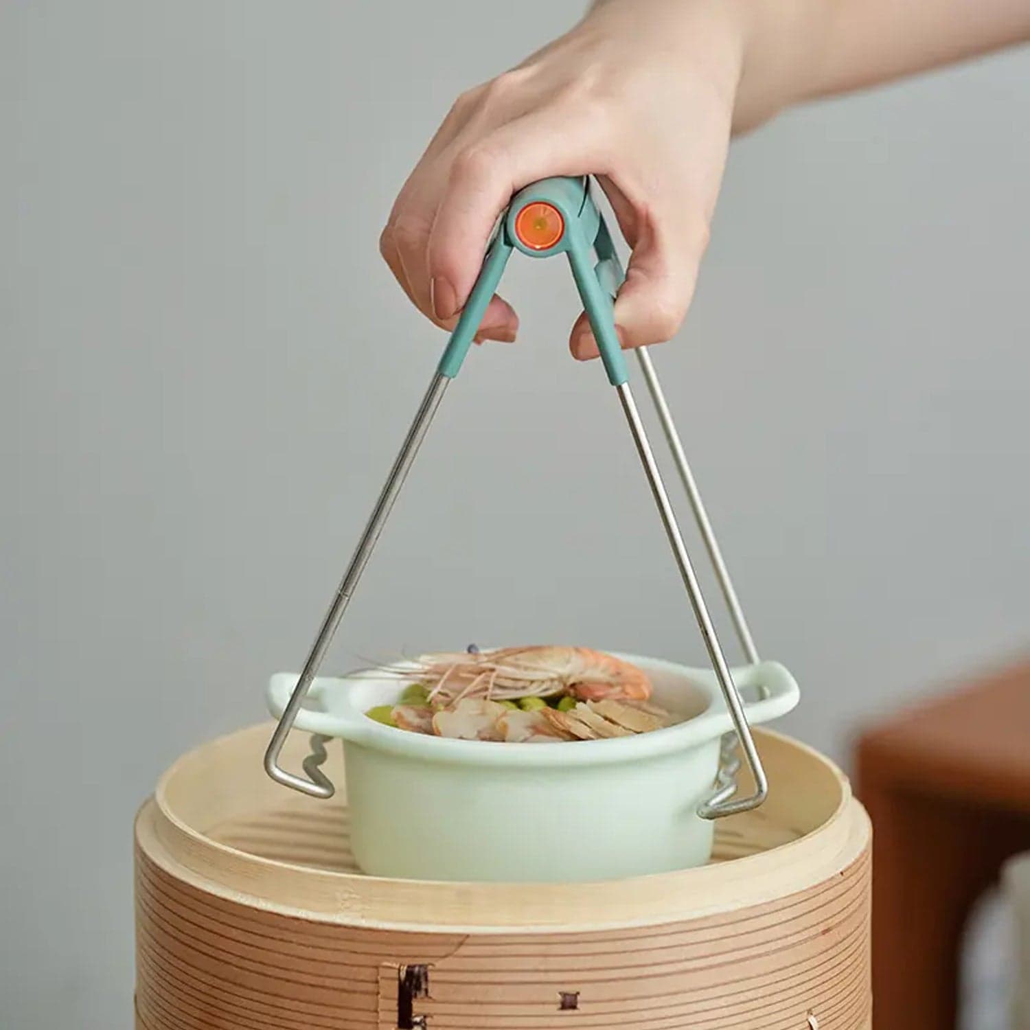 Kitchen Tongs Bowls Clip thumbnail 2