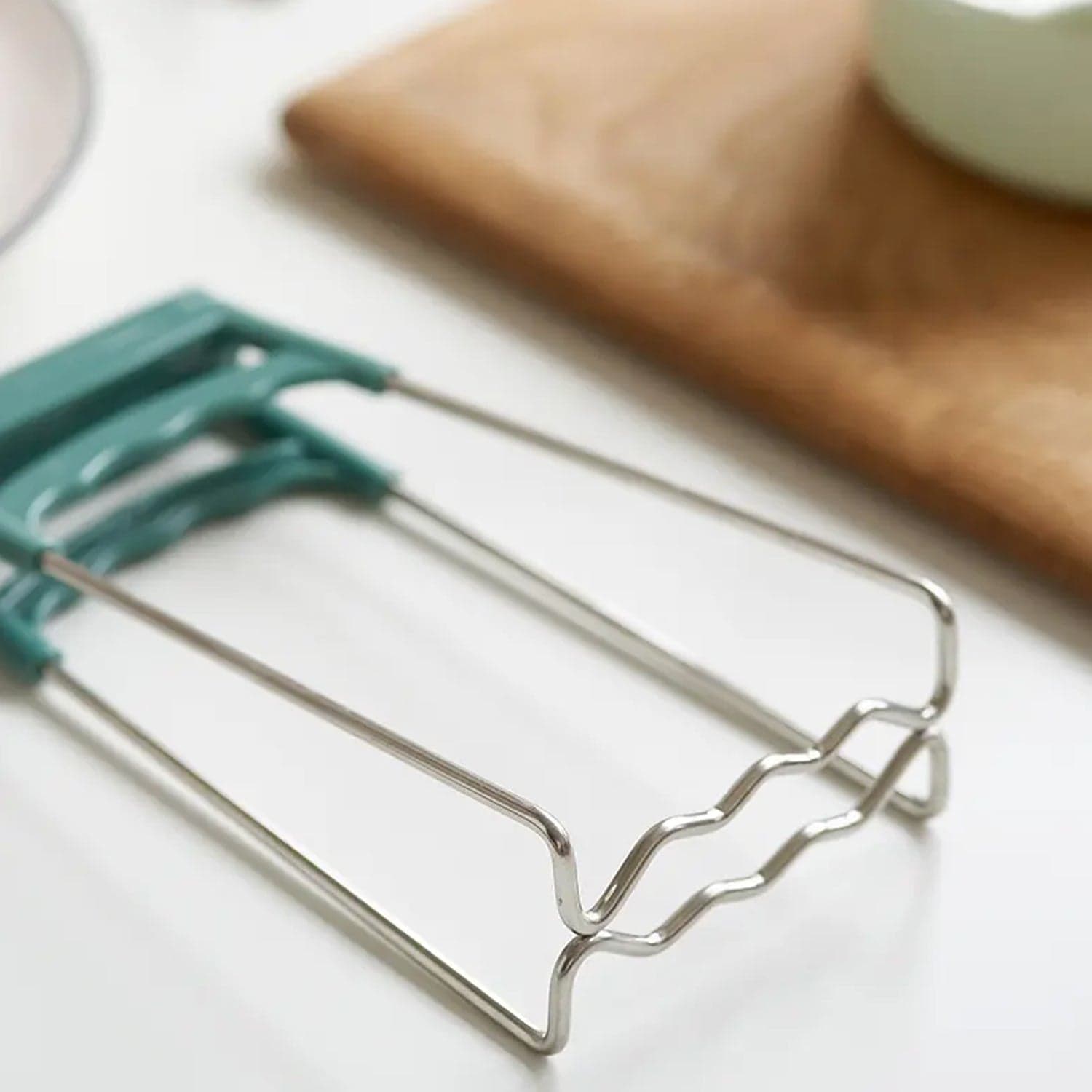 Kitchen Tongs Bowls Clip thumbnail 3