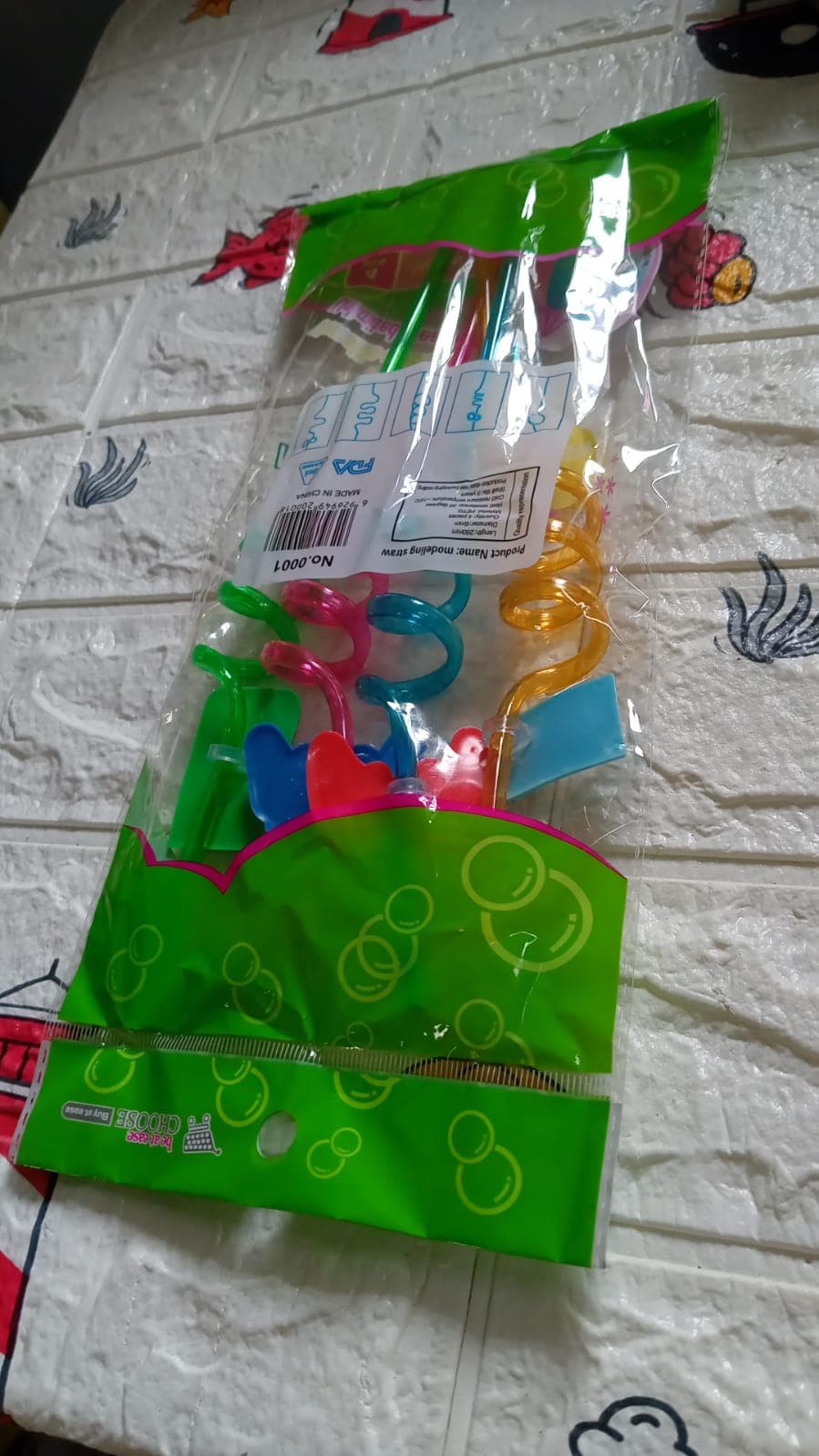 Plastic Straws Reusable Drinking Straws (4 pc Set / Mix design) thumbnail 8