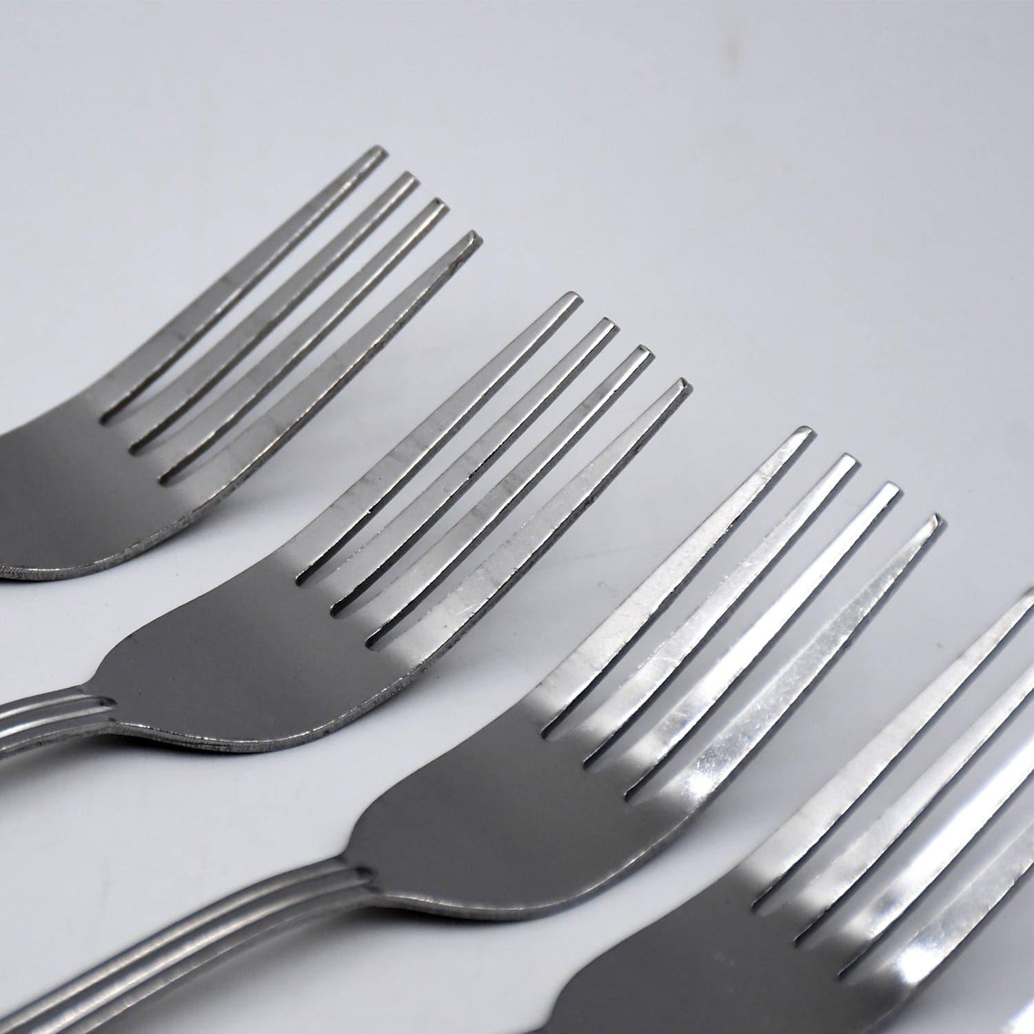 STEEL FORKS SET OF 6 - FORK SET FOR HOME AND KITCHEN FORK HIGH QUALITY PREMIUM FORK SET (6 PC SET ) thumbnail 3