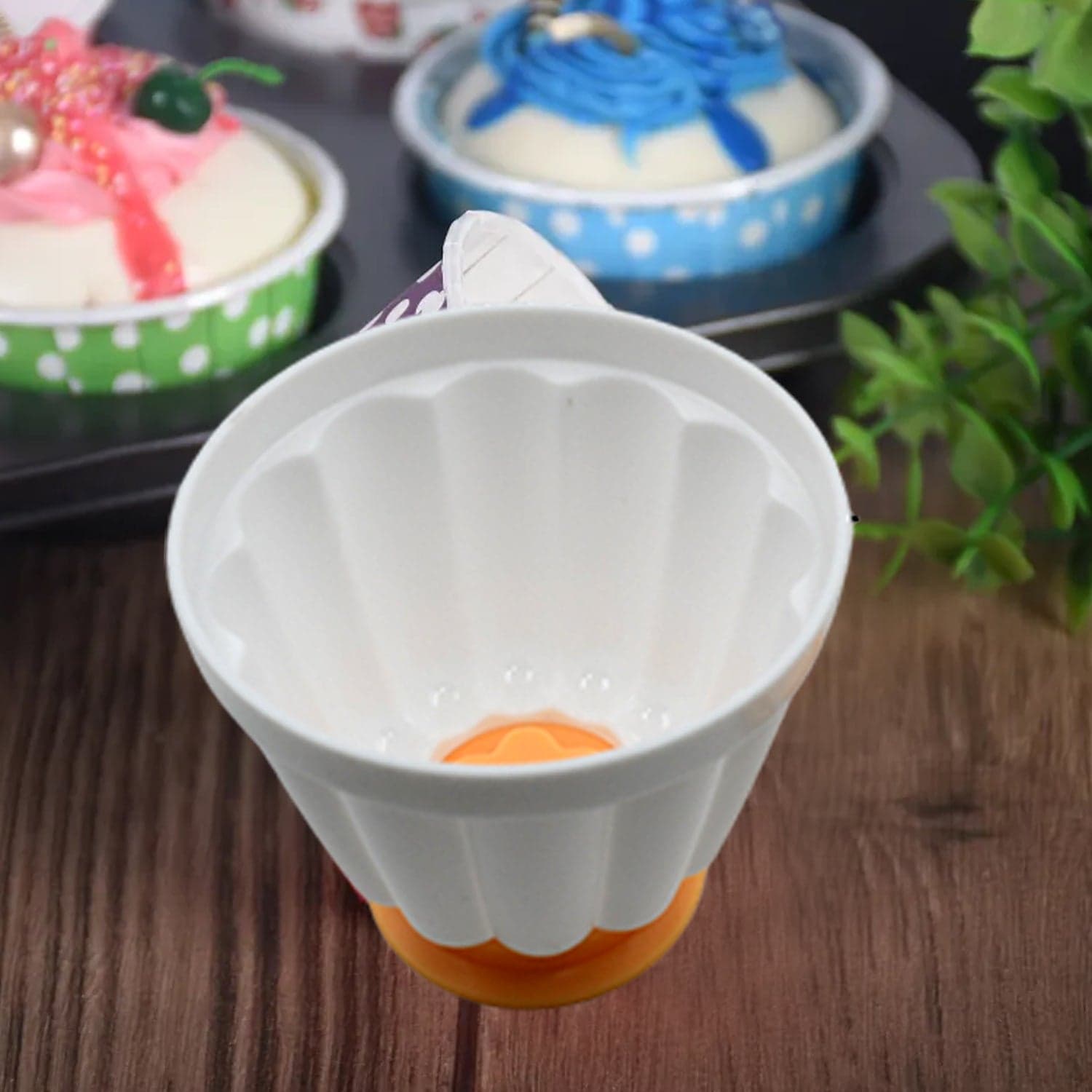 Pudding Molds, Custard Mold, Mold for Jelly Ice creams, Set of 4 Cups with Lid thumbnail 5