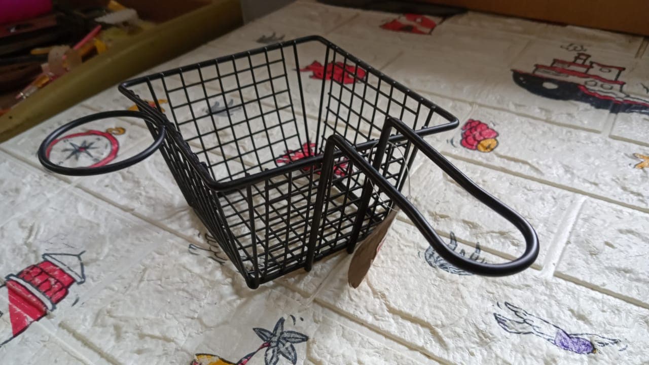 frying baskets for chips Stainless Steel Snack Basket Potato Mesh Strainer Basket French Fries Food Basket Food Strainer Cooking Tools frying basket thumbnail 7