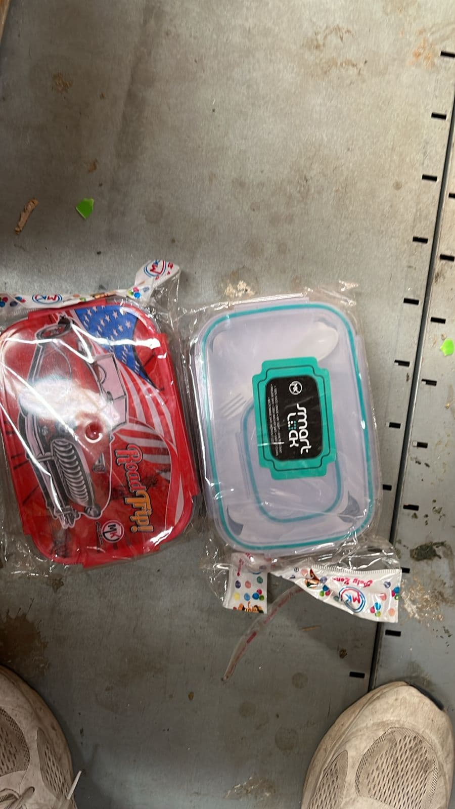 Beautiful Car Design Printed Plastic Lunch Box thumbnail 6