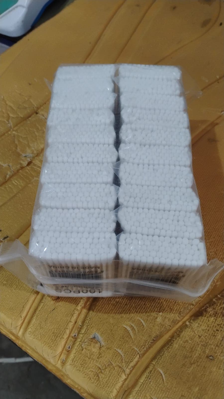 Eco-Friendly Bamboo Cotton Swabs with Wooden Handles (Pack of 20) thumbnail 11