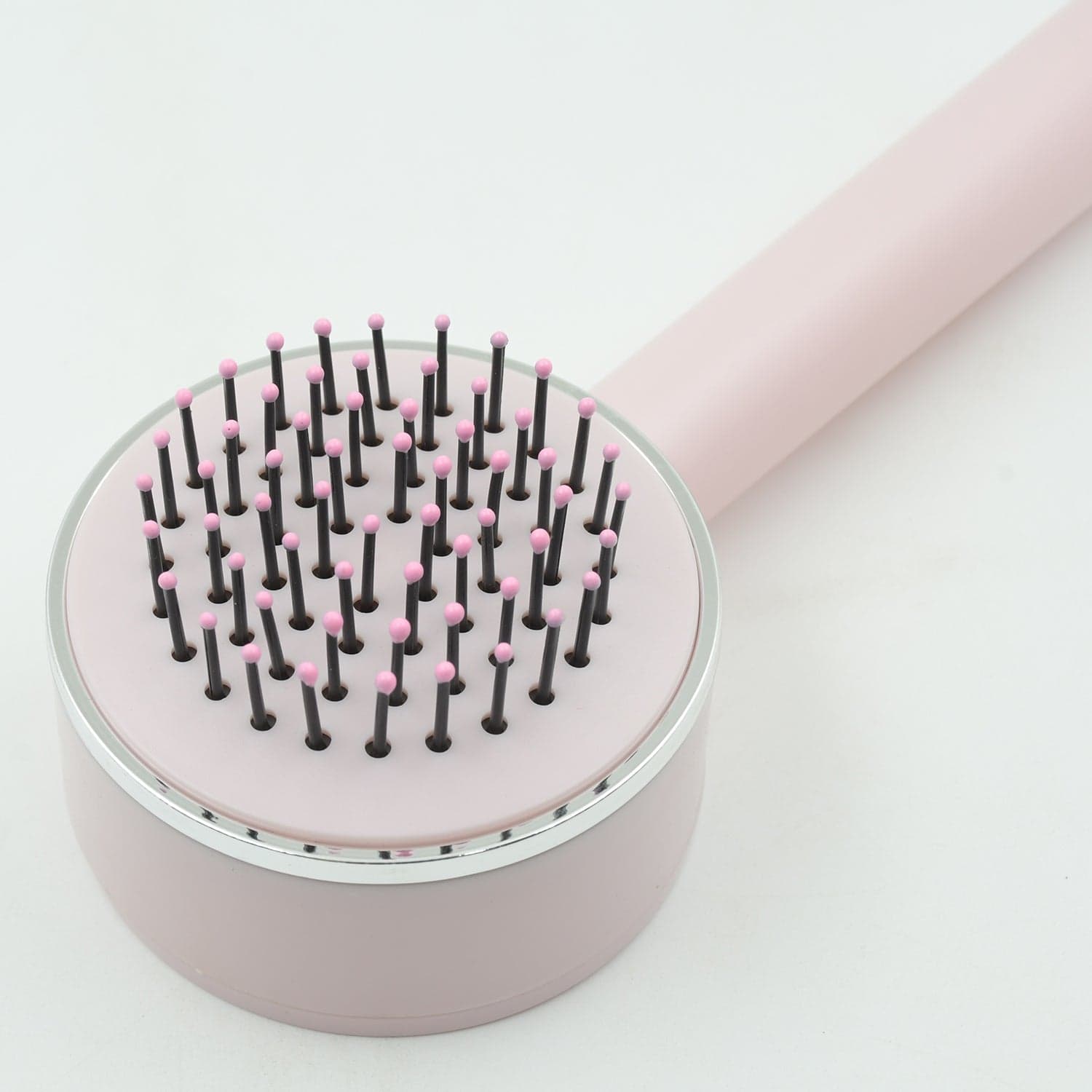 Air Cushion Massage Brush With Long Handle & Self-Cleaning Detangling Comb thumbnail 6