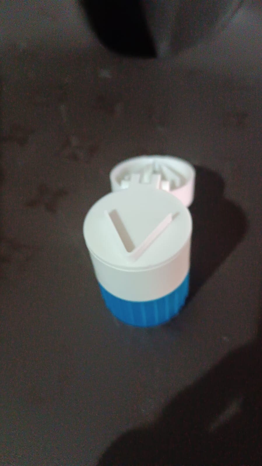 4-in-1 Medicine Cutter, Crusher, Storage Box for Pills thumbnail 10