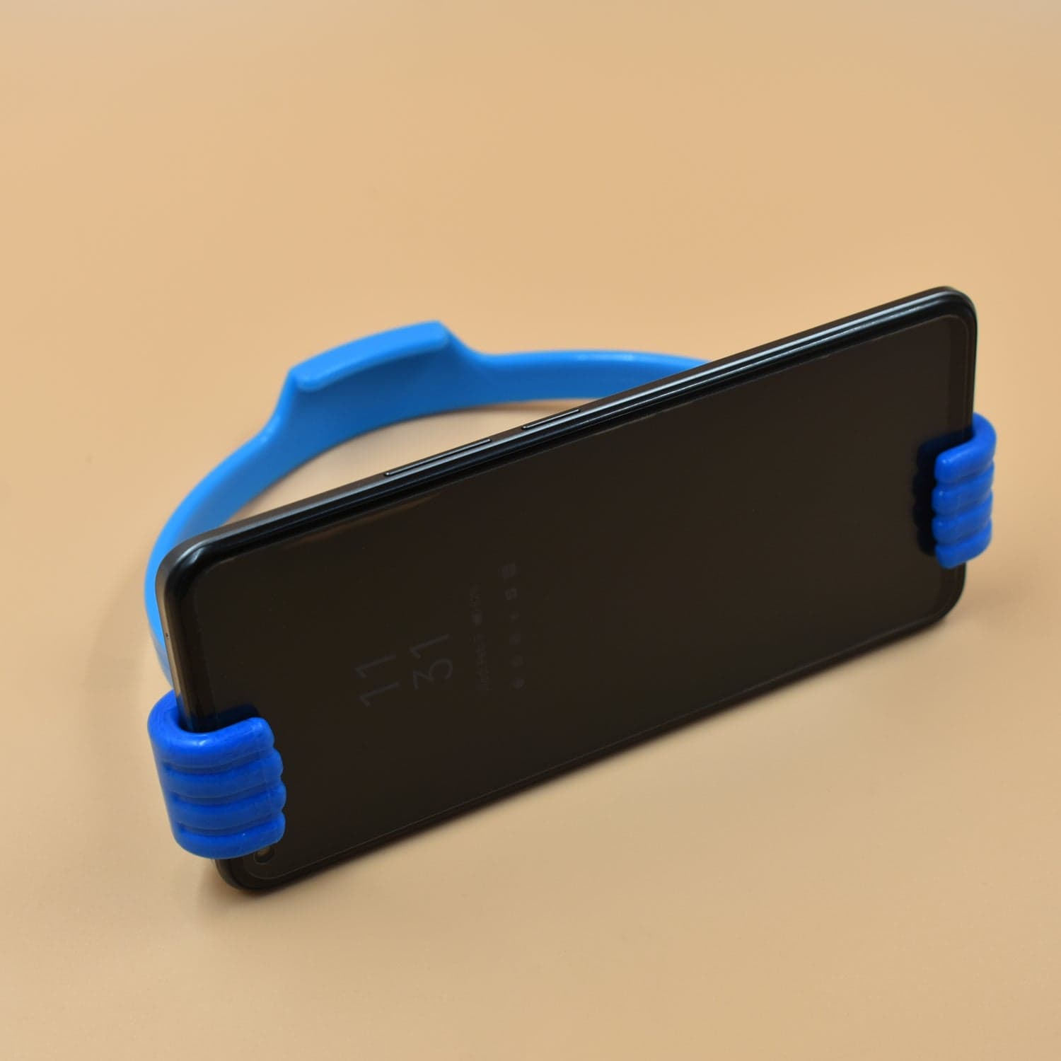 4 Pc Hand Shape Mobile Stand used in all kinds of places including household and offices as a mobile supporting stand. thumbnail 11