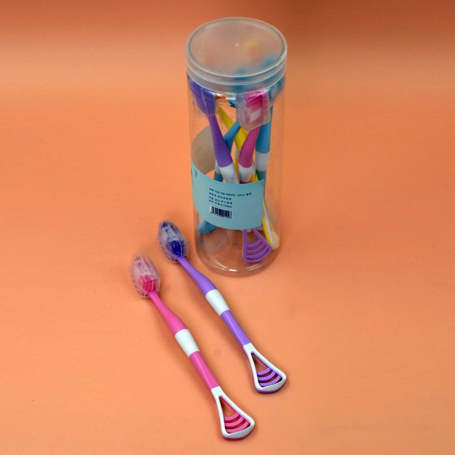 8 Pc 2-in-1 Toothbrush Case for Family Use thumbnail 7