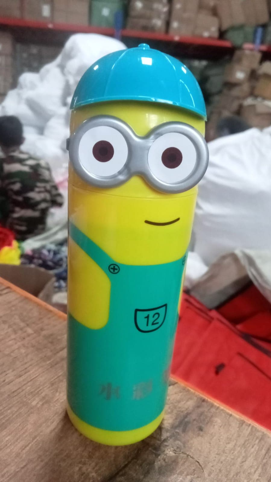 Minions Sketch Pen Set with Attractive Designed Case (Pack of 12) thumbnail 9
