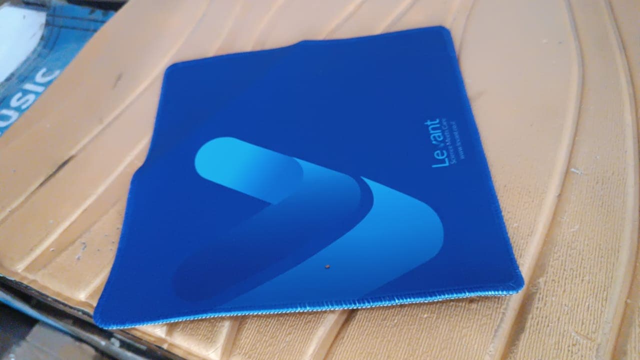 Gaming Mouse Pad Natural Rubber Pad Waterproof Skid Resistant Surface Pad For Gaming & Office Use Mouse Pad thumbnail 7