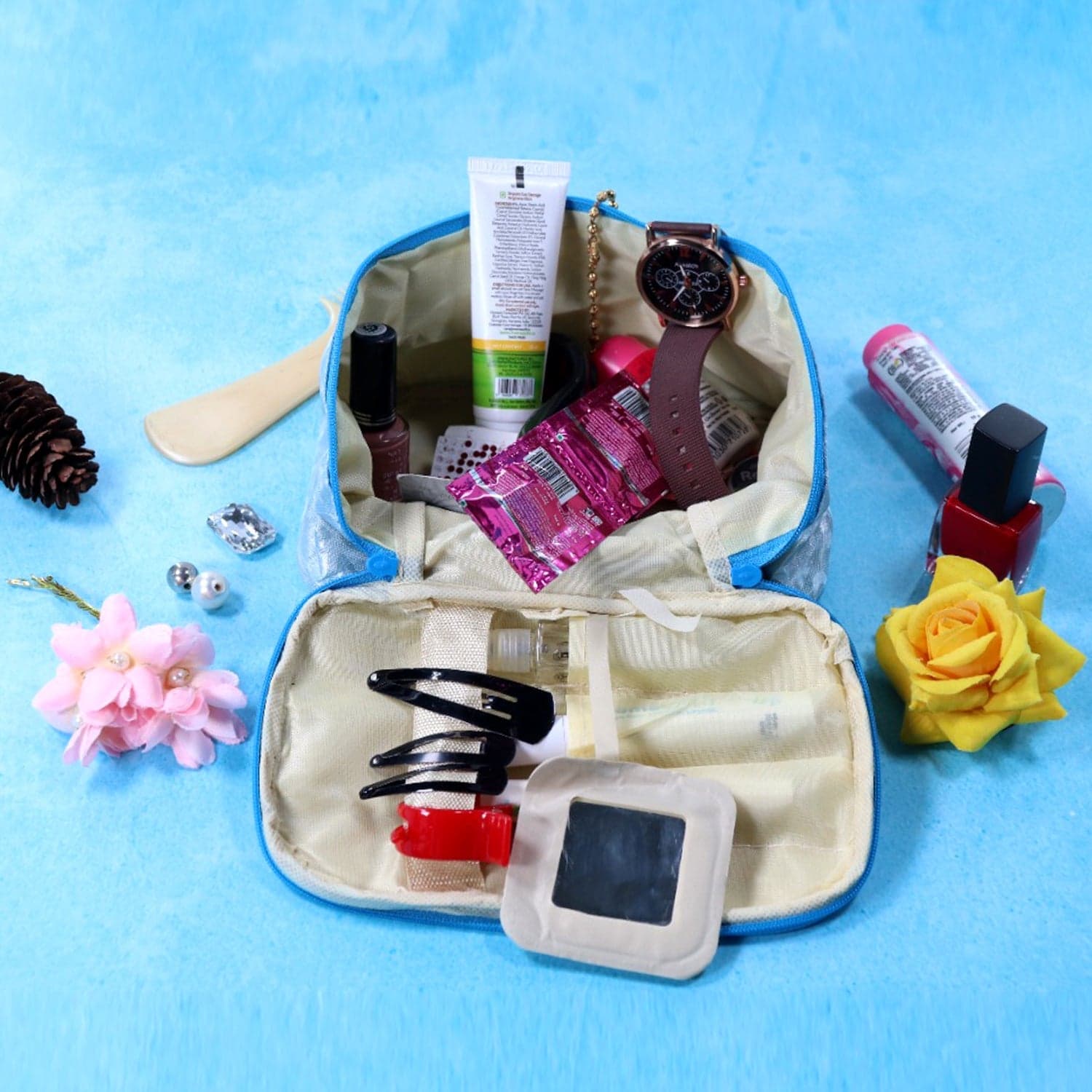 PORTABLE MAKEUP BAG WIDELY USED BY WOMEN'S FOR STORING THEIR MAKEUP EQUIPMENT'S AND ALL WHILE TRAVELLING AND MOVING. ID-6228 thumbnail 6