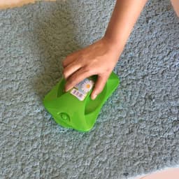 Plastic Handheld Carpet Roller Brush Cleaning With Dust Crumb Collector ID-6230a