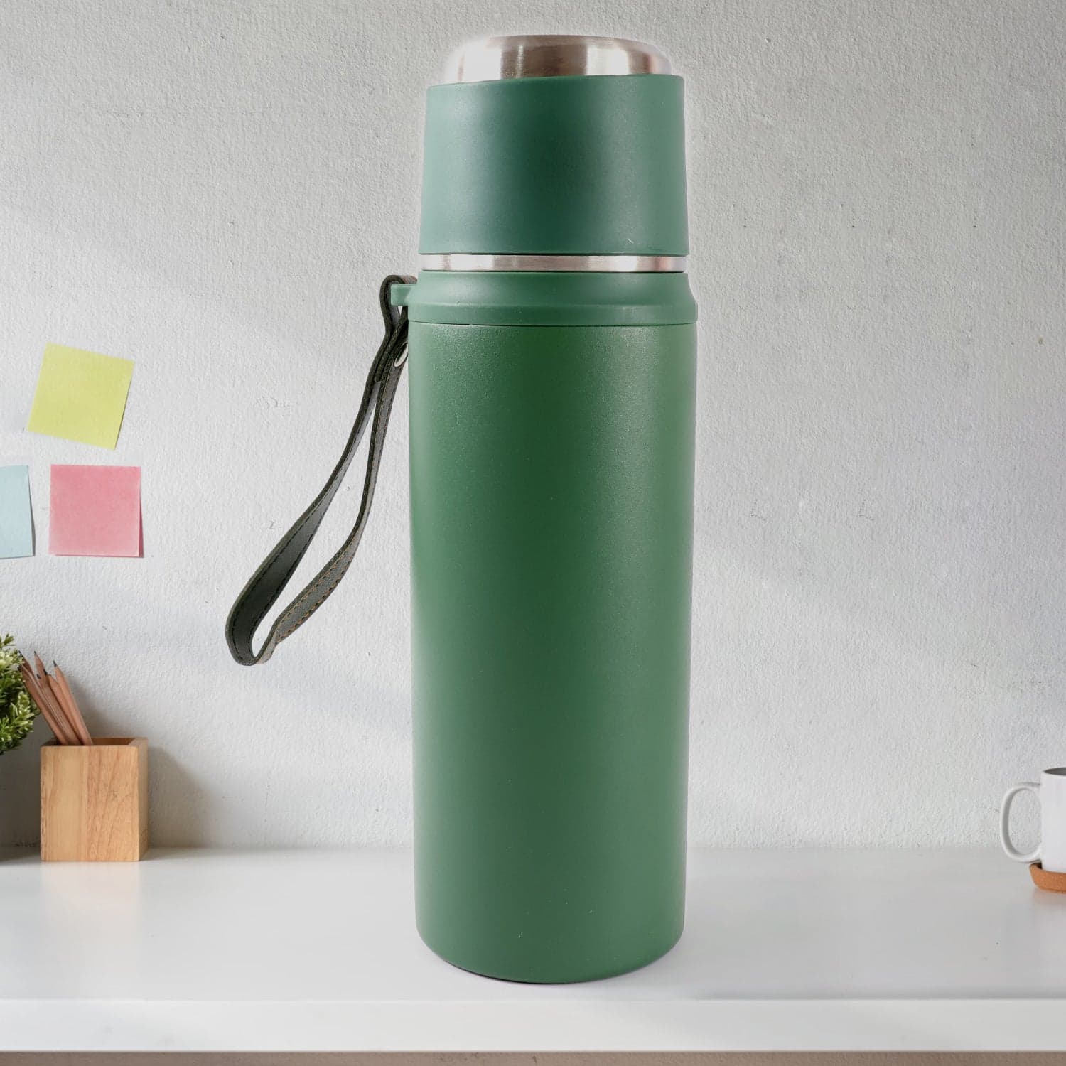 SUS 304 Stainless Steel Vacuum Insulated Bottle of 800ml thumbnail 1