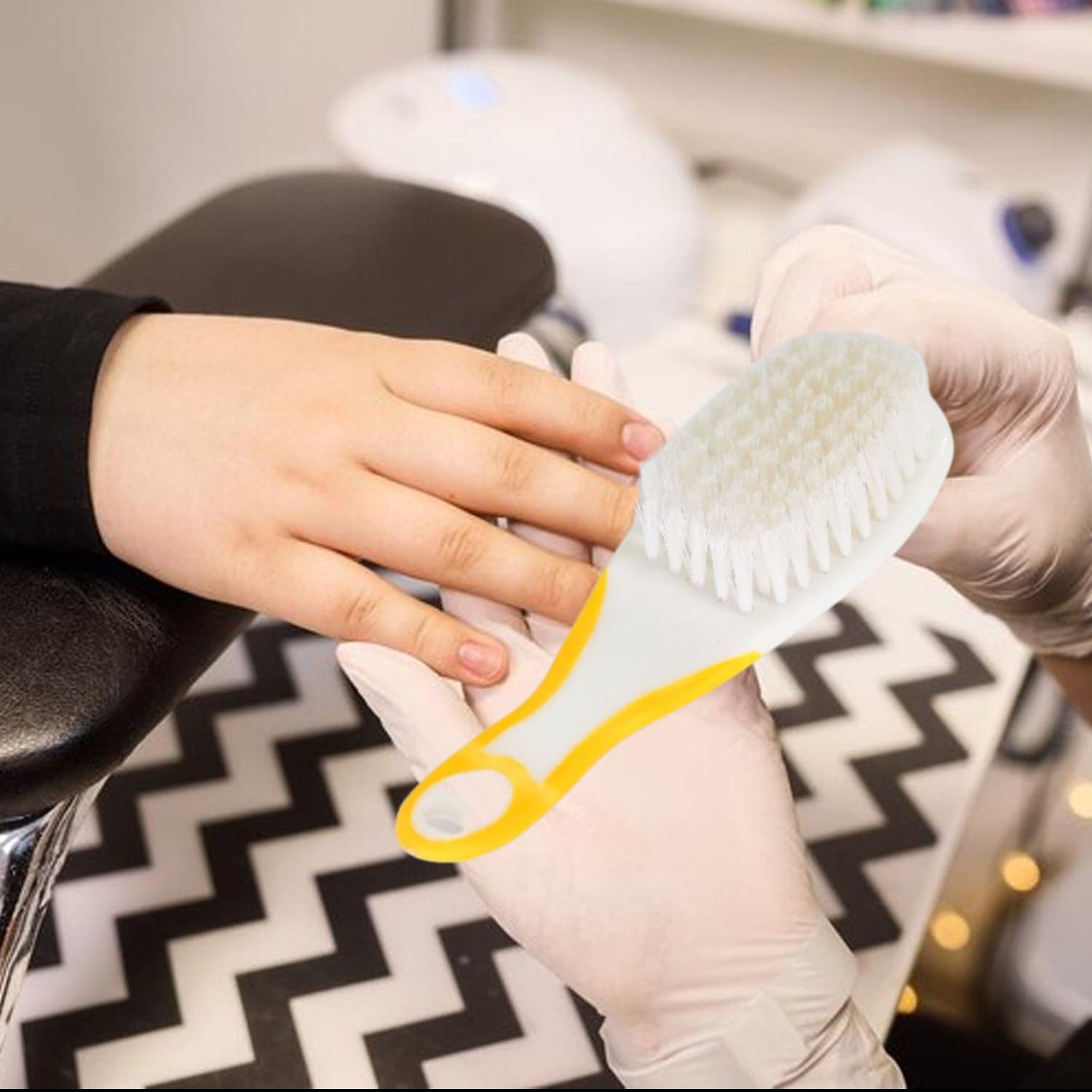 Handle Grip Nail Brush for Cleaning Toes & Nails (Scrub, Unisex) thumbnail 6