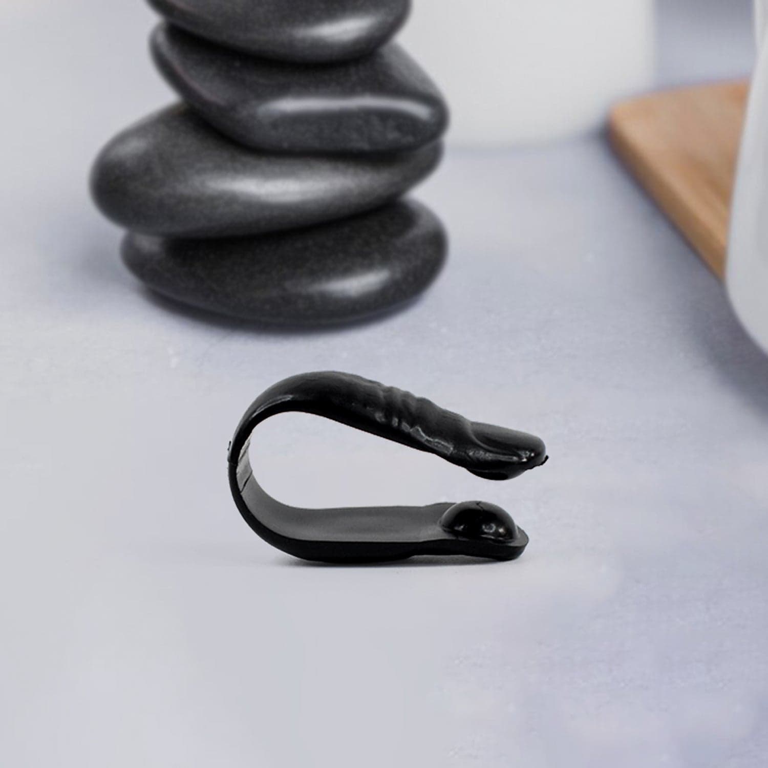 Heavy Duty Plastic Sugar Control LI4 Acupressure Point Clip (1 PC / With Color Box) thumbnail 4