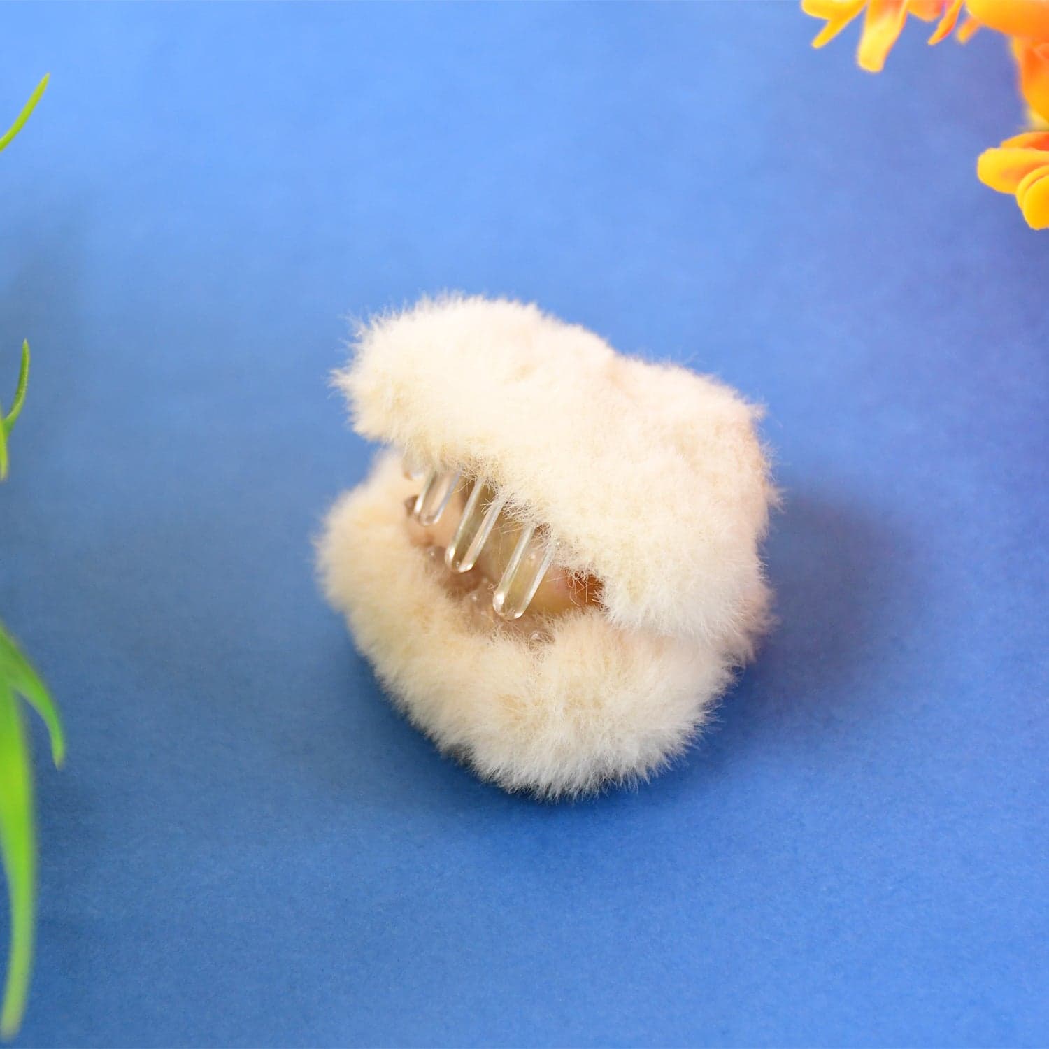 Hair Claw Clips, Plastic Fluffy Hair Claw Hair (1 Pc), Hair accessories thumbnail 4