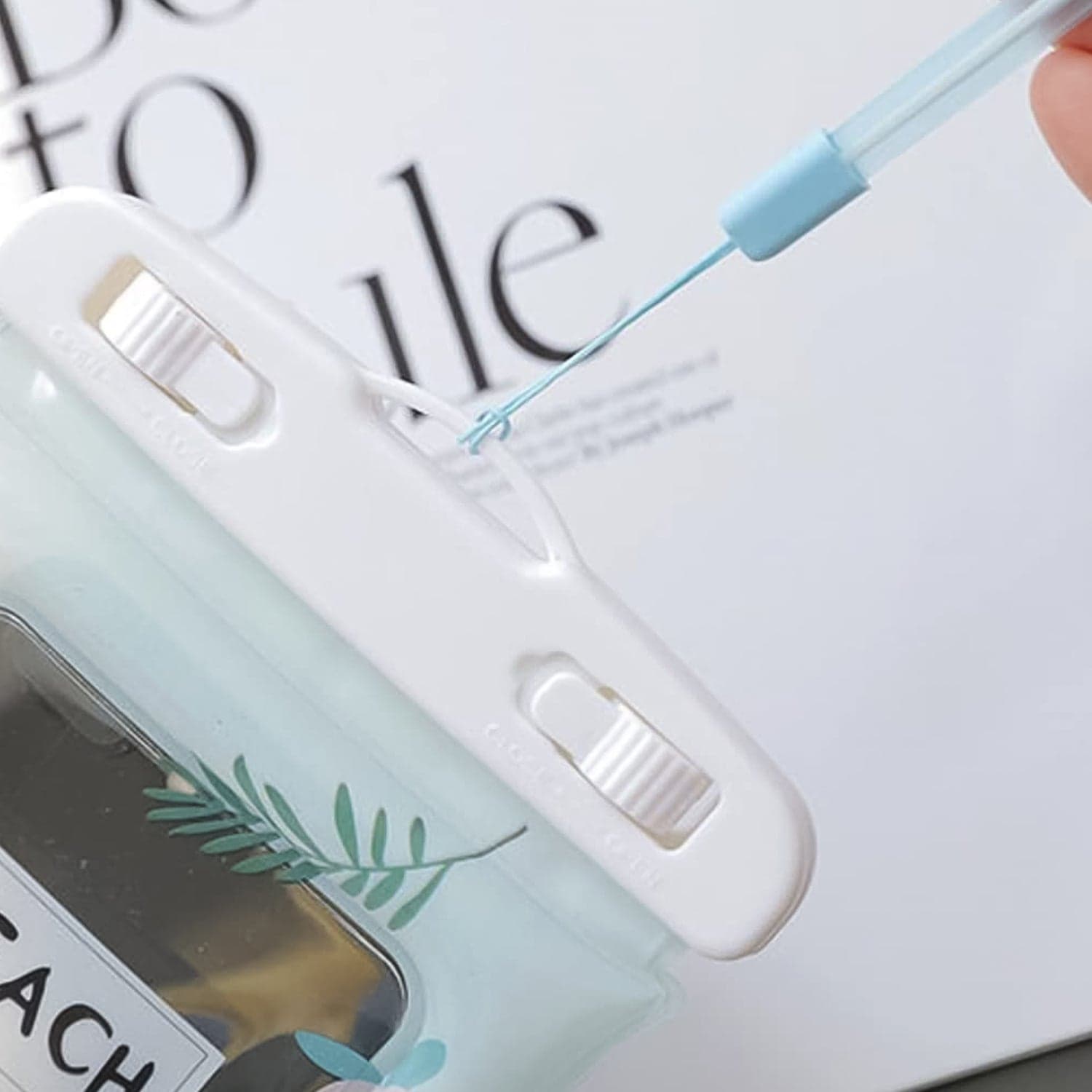 Waterproof Mobile Pouch 1Pc thumbnail 2