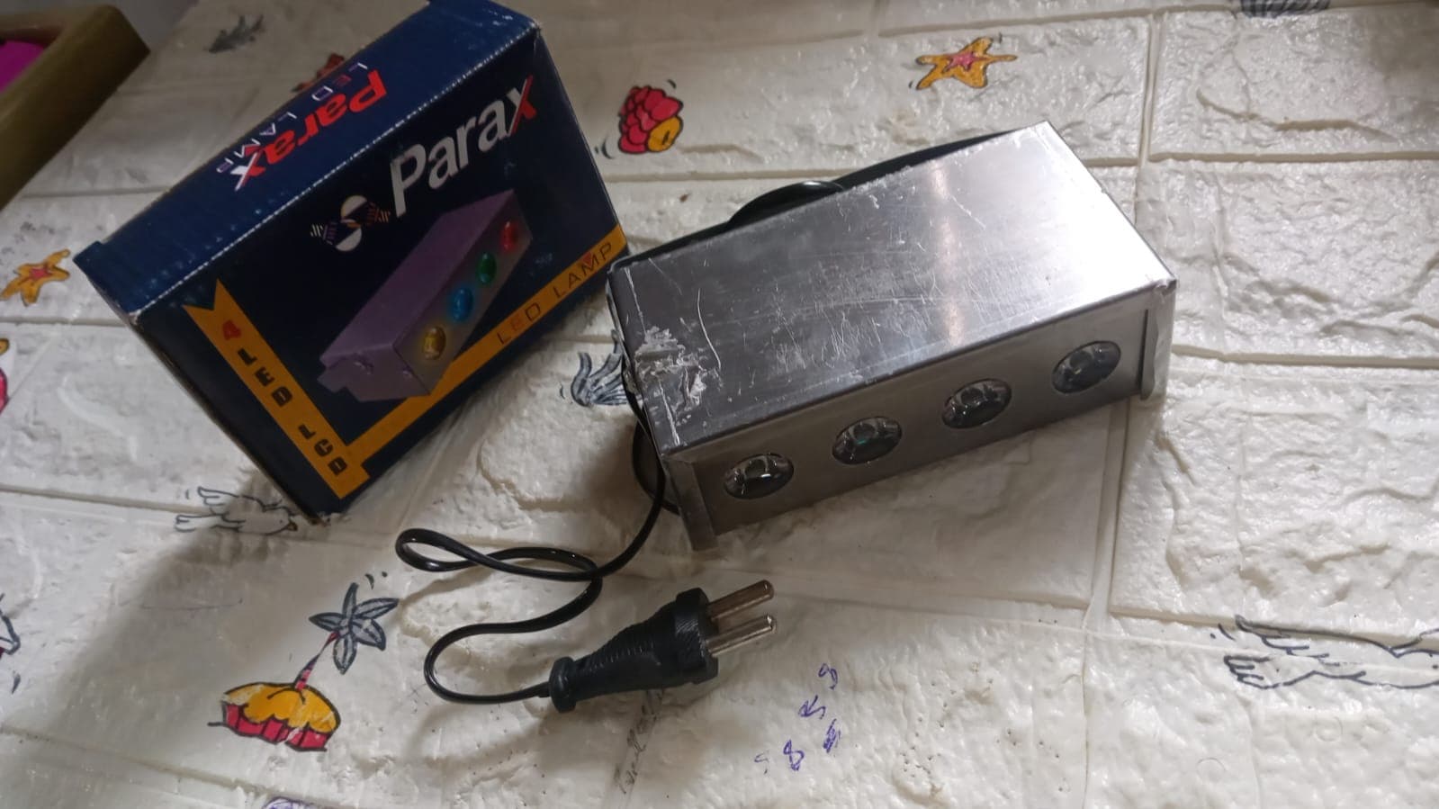 Mini Laser Projector Low Par Light 4 Led Rgbw Stage Lighting Laser Light ID-6426a thumbnail 6