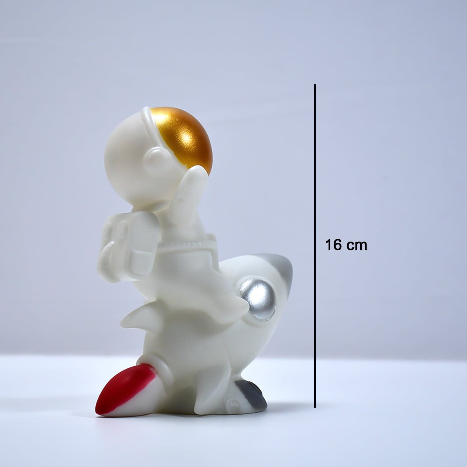 Space Astronaut Figurines Resin Crafts Mini Figure Model Home Decor DIY Home Office Desktop Ornament Miniatures Desk Decoration thumbnail 6