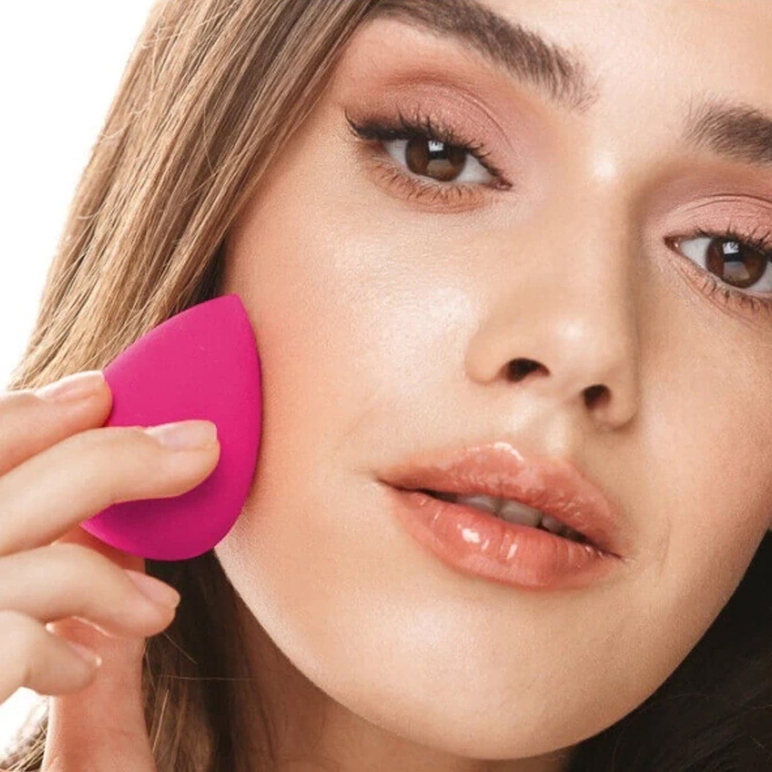 Makeup Sponge for blending liquid Foundations, Powders, and Creams (Multicolor / 1 Pc) thumbnail 6