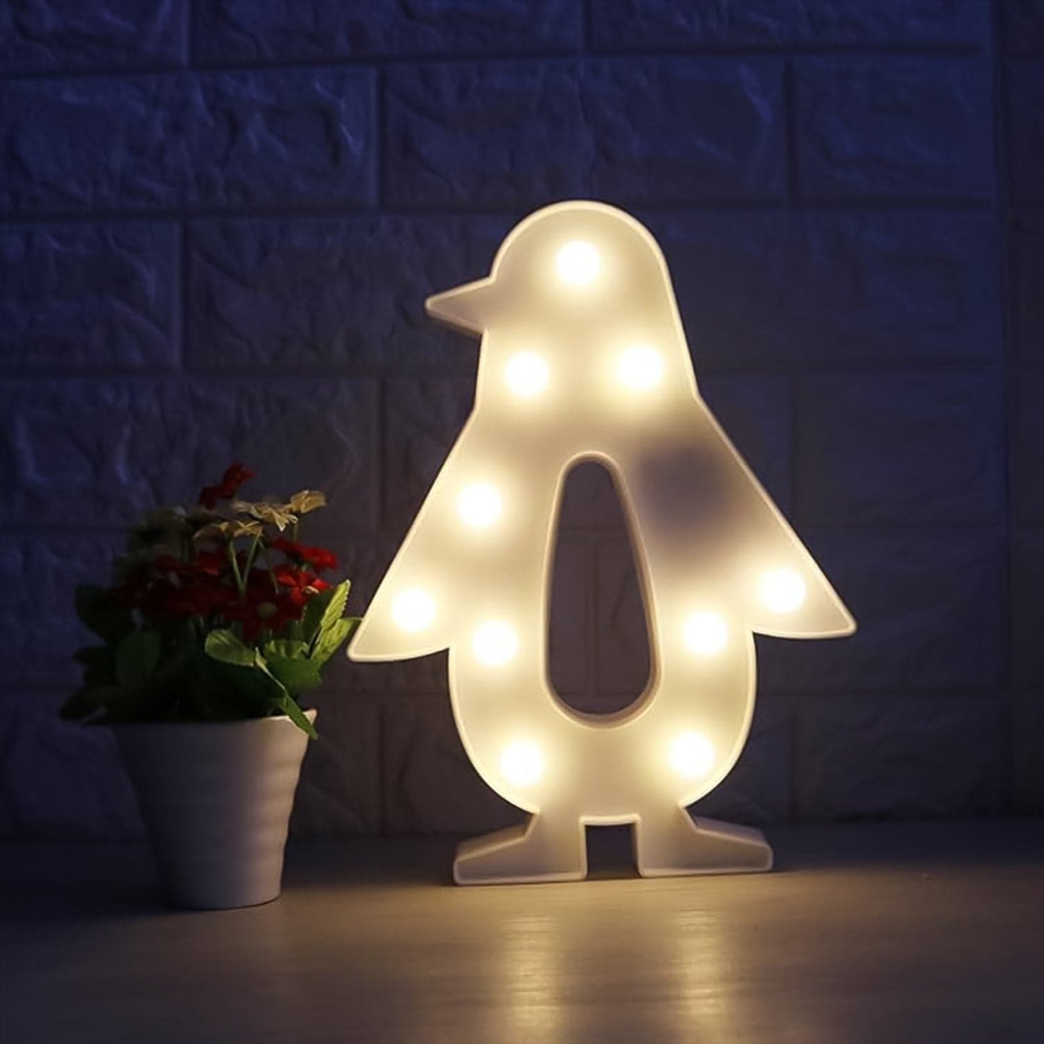 Penguin Shaped Light LED Light Kids Room (1 Pc / Battery Not Included) thumbnail 1