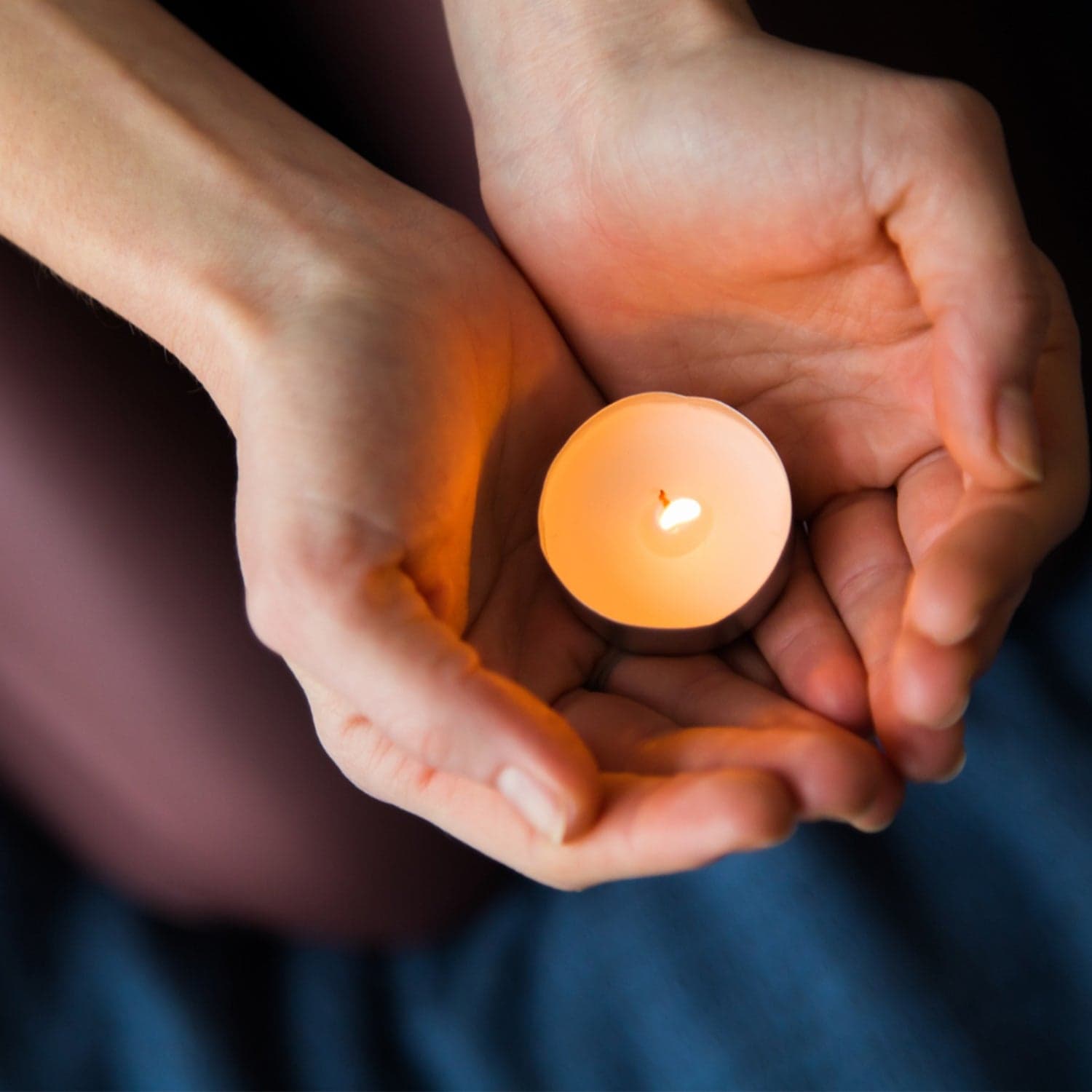 Rose Flower Tealight Candles, Floating Candles, Scented Tea Lights, Aromatherapy Relax, Diwali (Pack Of 10 Pcs.) thumbnail 5