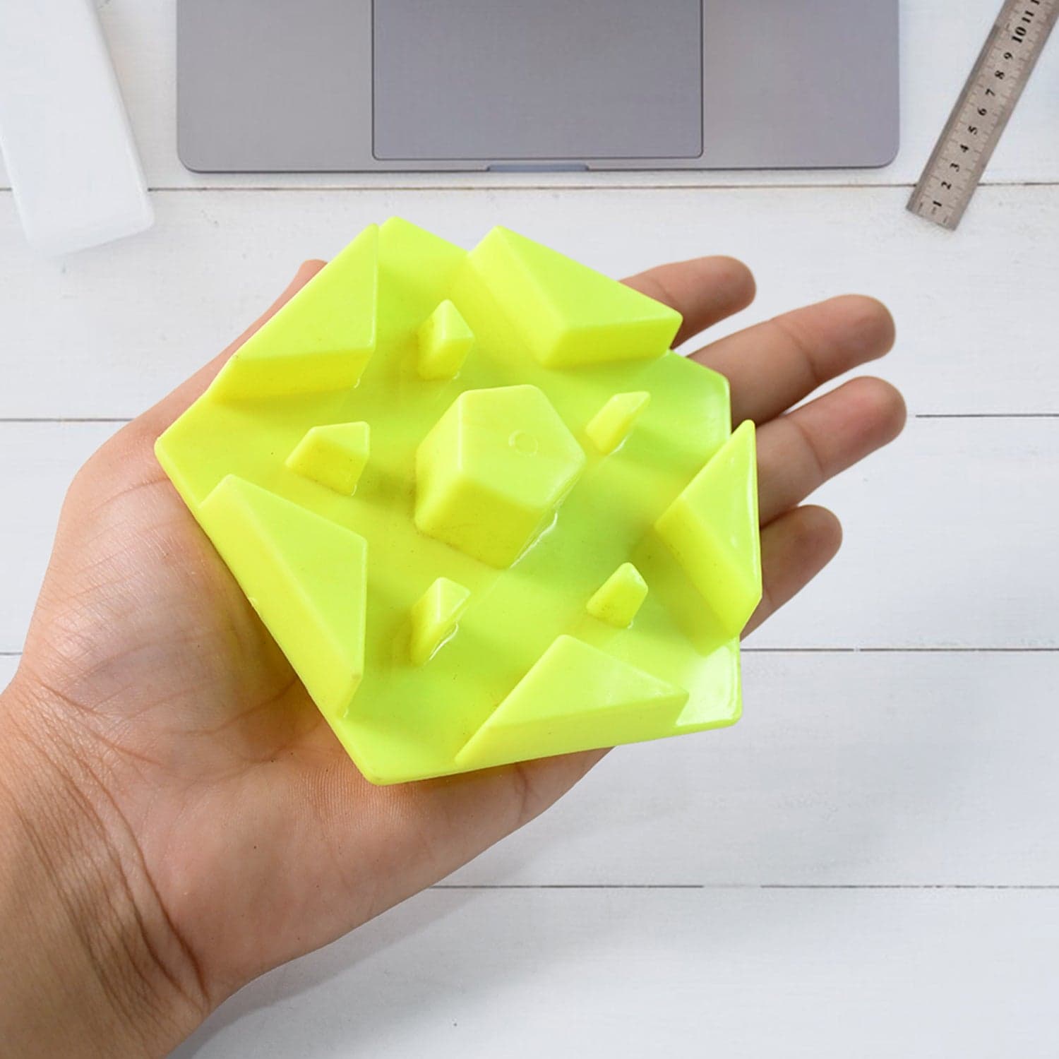 Hexagonal Shape Mobile Holder  thumbnail 3