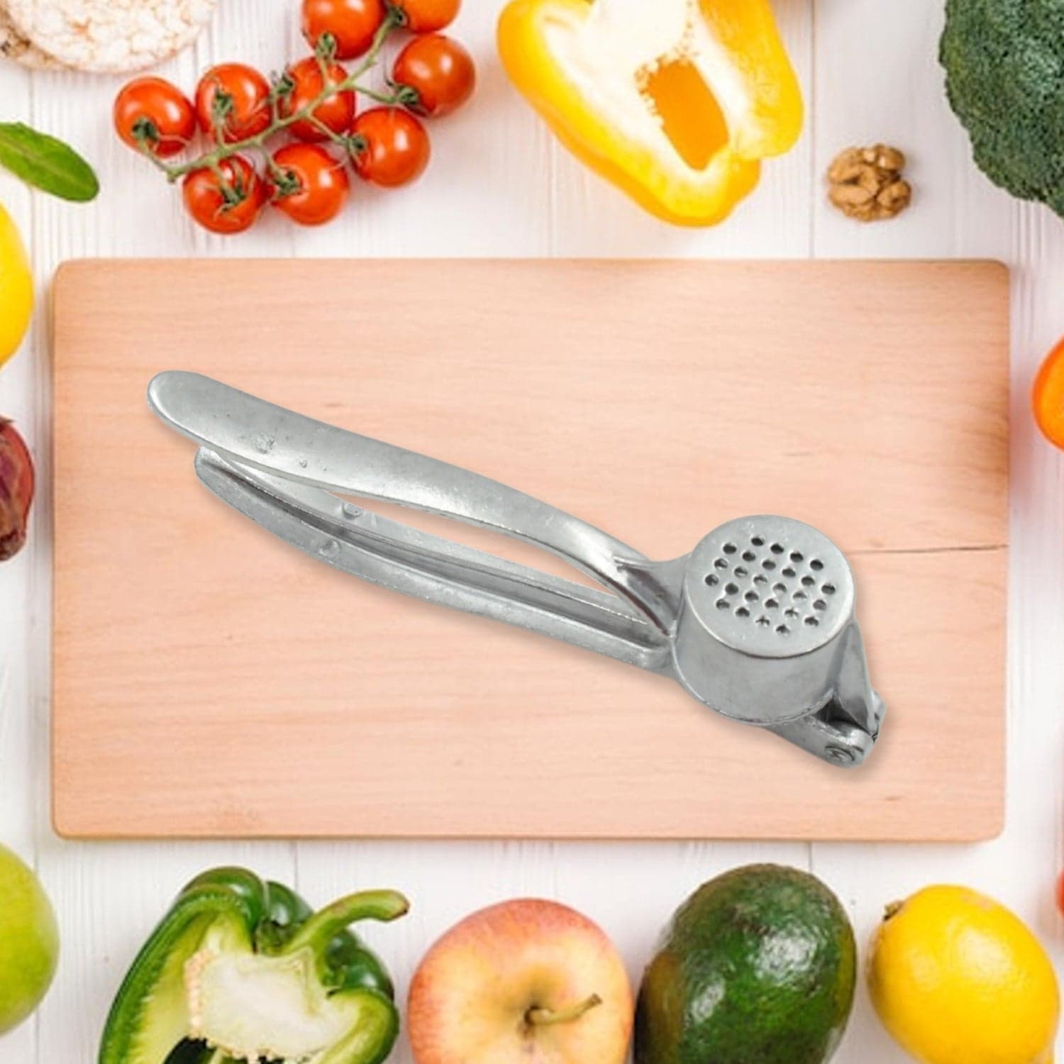 Crush Garlic with Ease: Lightweight Aluminum Garlic Press (1 Pc) thumbnail 3