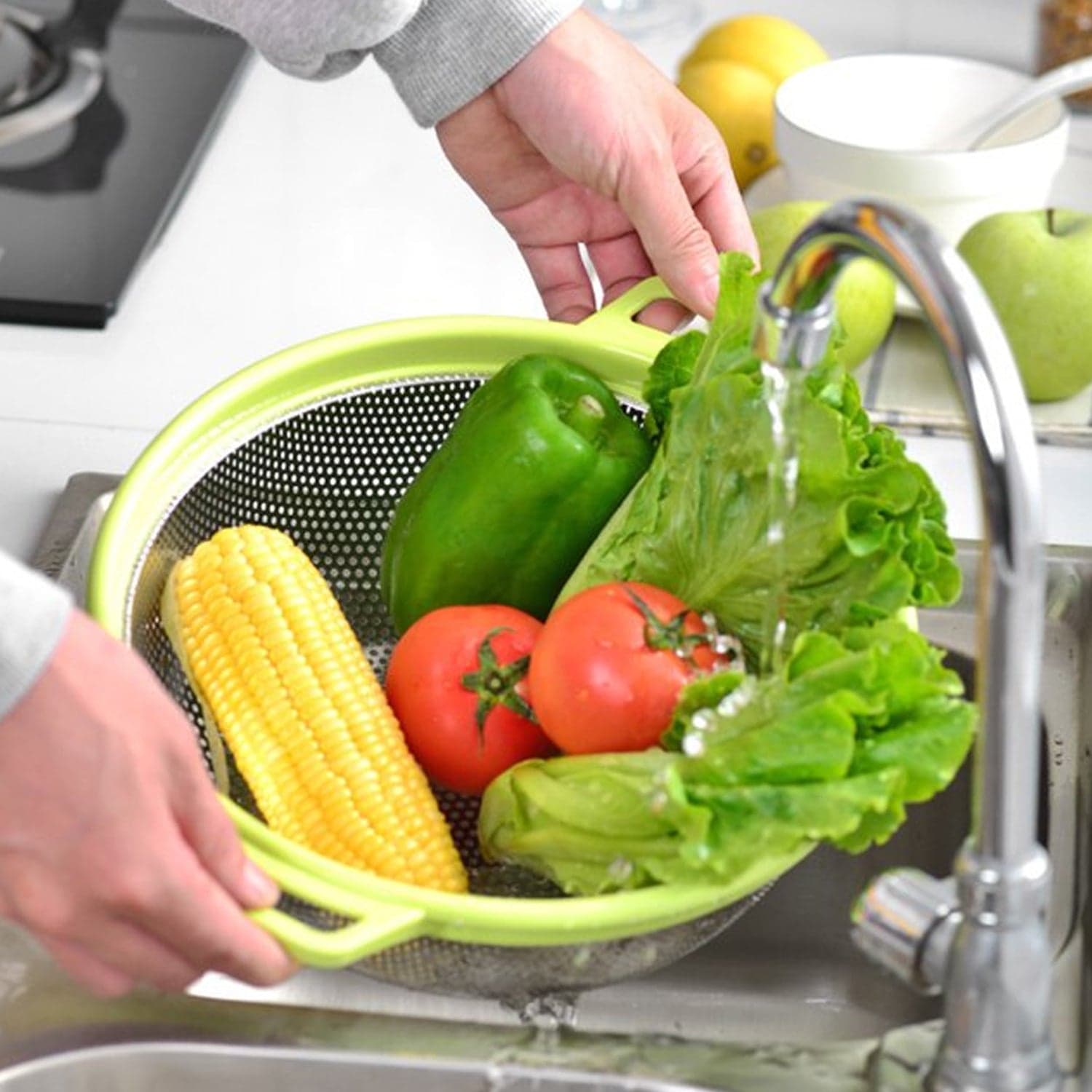 Stainless Steel Colander with Handle - Large Metal Mesh Basket Strainer (1 pc) thumbnail 1