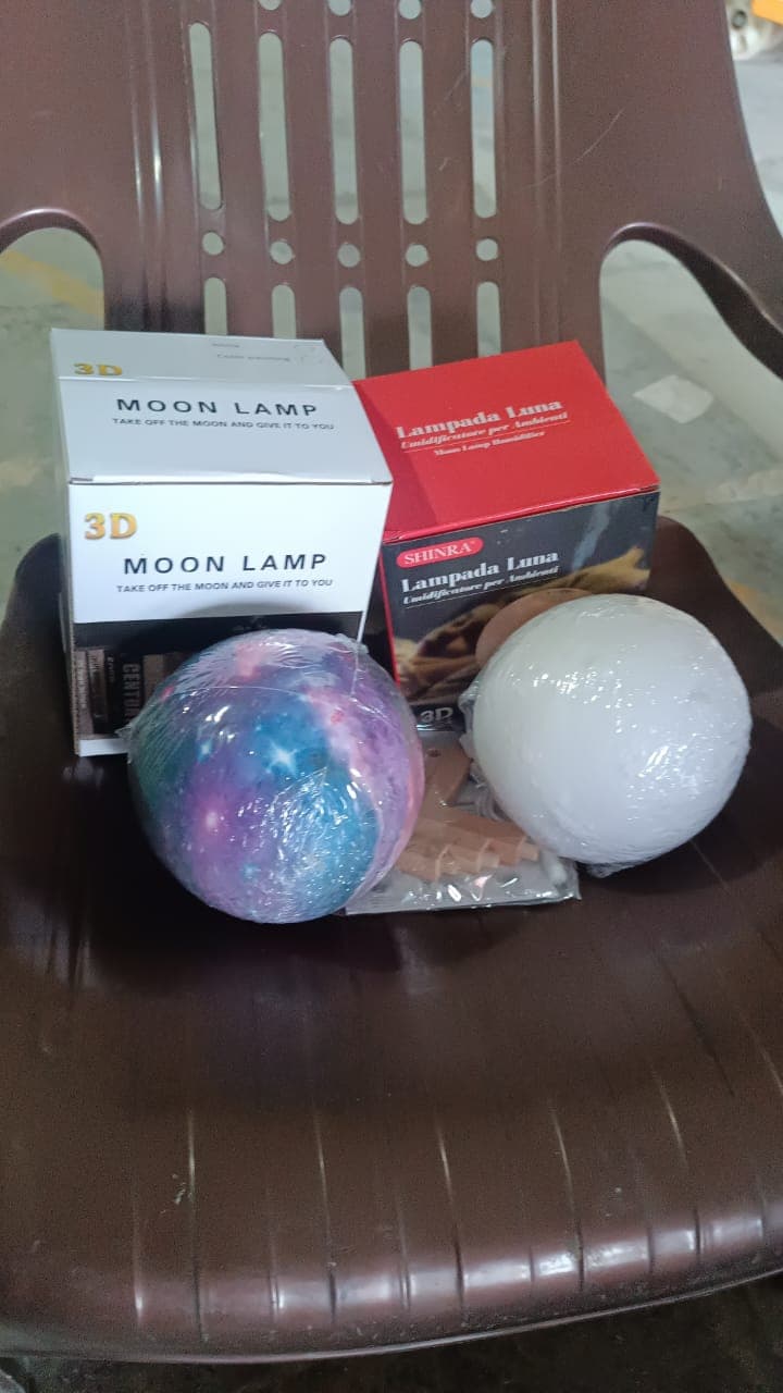3D 2 in 1 LED Printed Moon Lamp & Aroma Diffuser (1 Pc) thumbnail 11