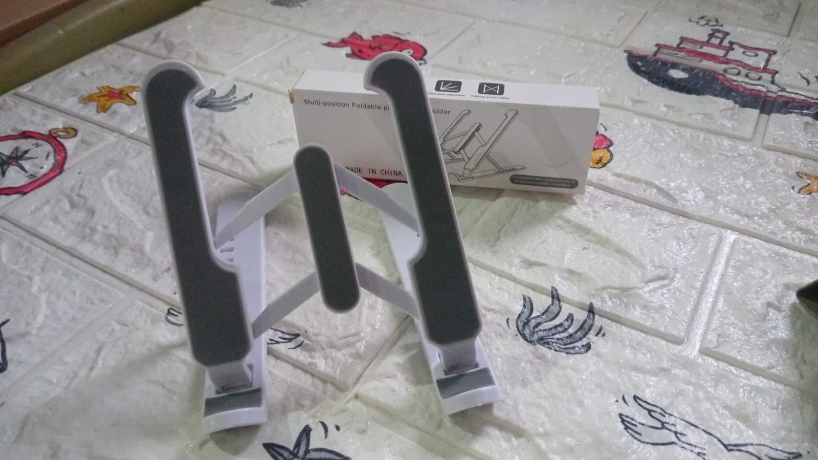 ADJUSTABLE TABLET STAND HOLDER WITH BUILT-IN FOLDABLE LEGS AND HIGH QUALITY FIBRE thumbnail 6