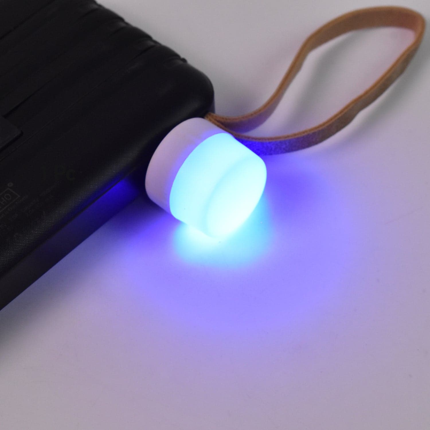 USB LED LAMP Night Light, Mini Portable for PC and Laptop (5 pcs Set / Mix Color) thumbnail 3