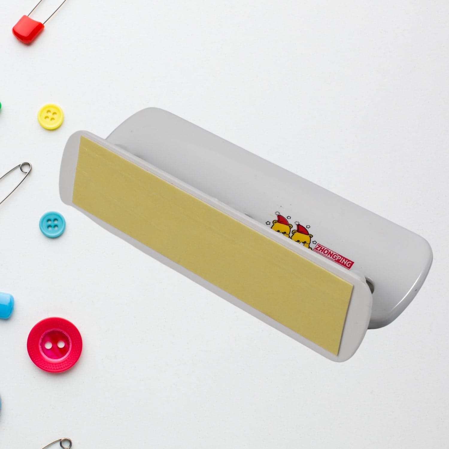 3 Pin Plastic Cloth hanger, Wall Door Hooks Rail for Hanging Clothes. thumbnail 3