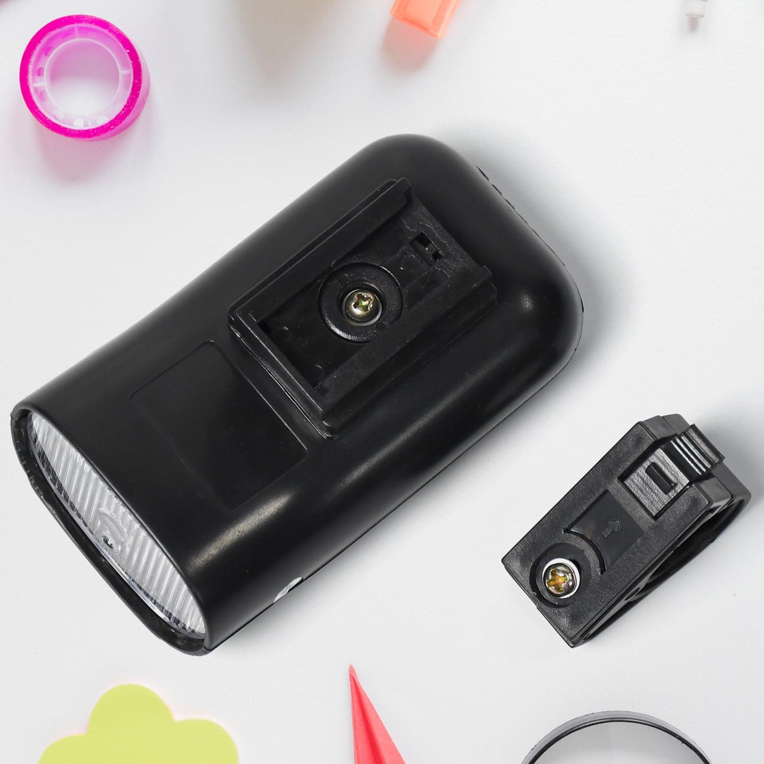 Waterproof Quick Release Bike Front Light Lamp for Cycle (Battery Not Included) thumbnail 3