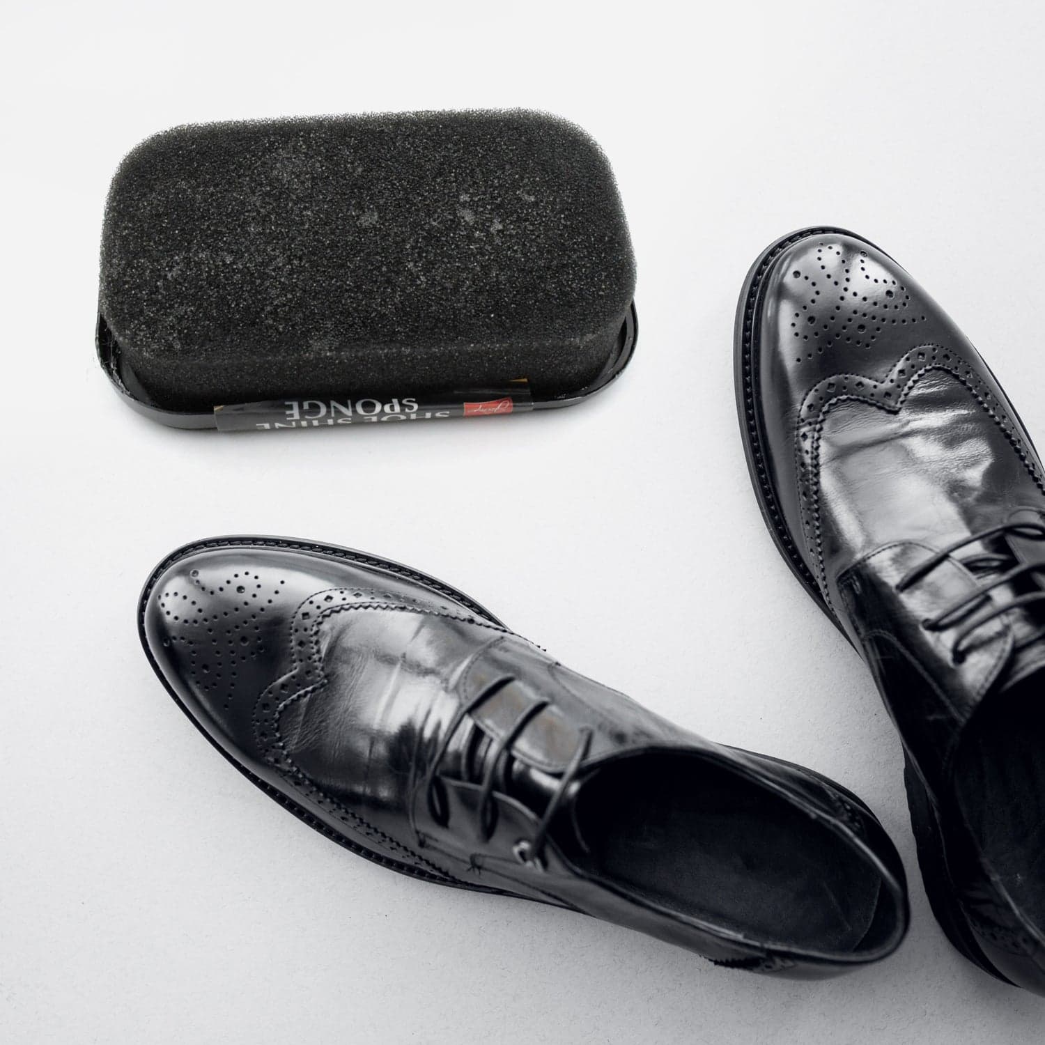 Shoe Shiner And Shoe Polish For All Colours Leather Shoes thumbnail 3