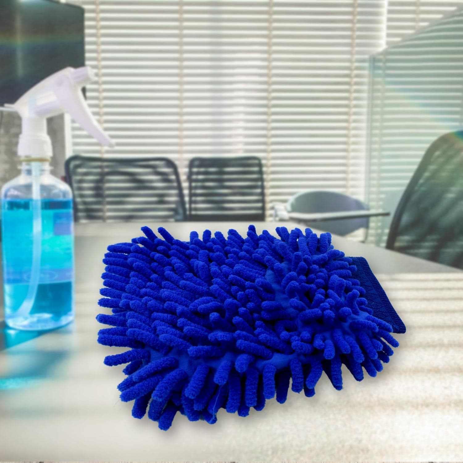 Car / Bike Cleaning Combo Microfiber Car Wash Sponge And Gloves thumbnail 3