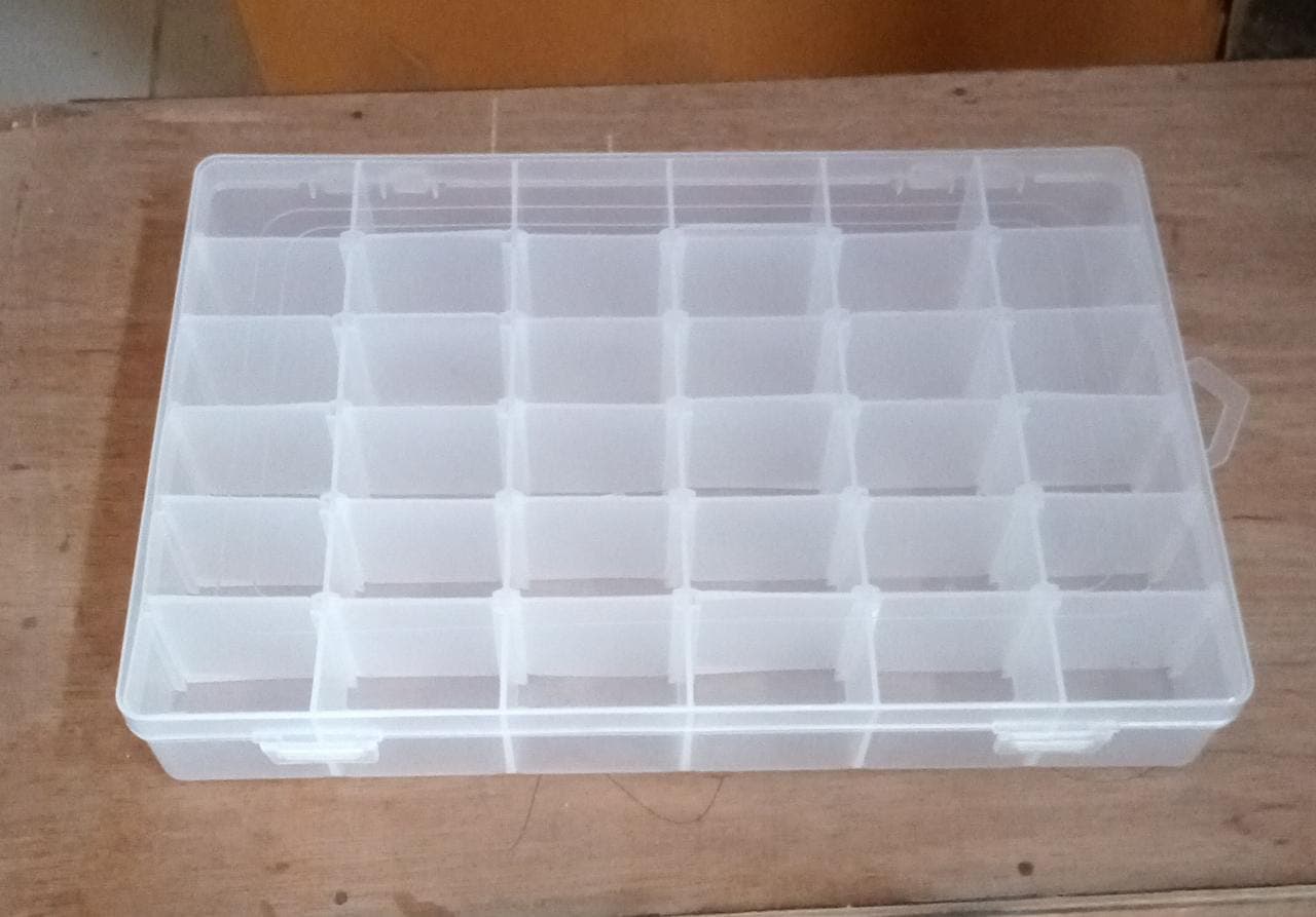 36 Grids Clear Plastic Organizer Box With Adjustable Compartment Dividers thumbnail 12