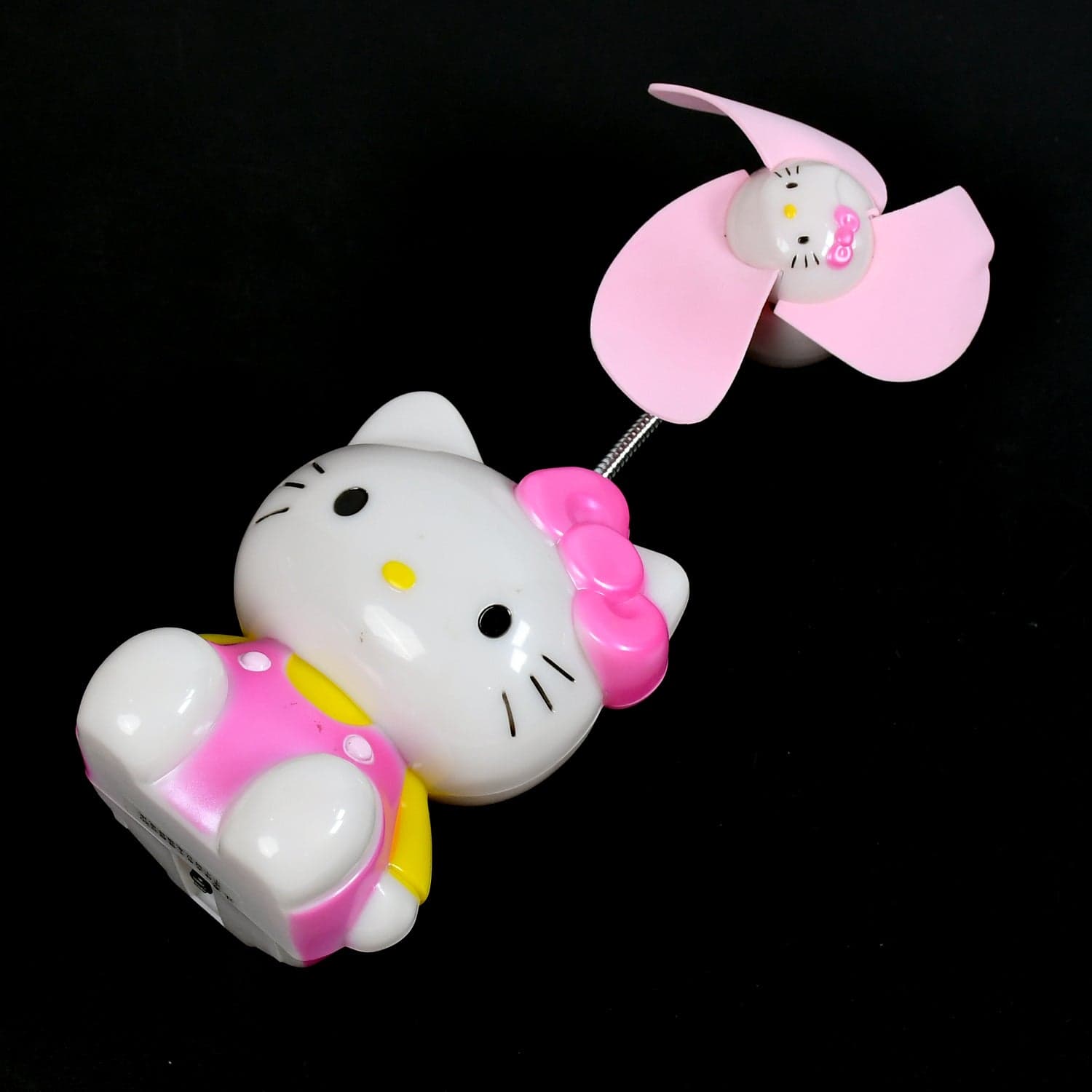 Kitty USB Powered Portable USB Mini Cooling Fan Cooler Portable (Battery Not Include) thumbnail 6